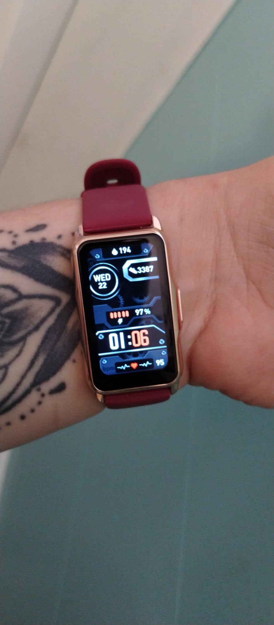 Smart Watch Health Fitness Tracker with 24/7 Heart Rate, Blood Oxygen Blood Pressure Sleep Monitor, 115 Sports Modes, Step Calorie Counter Pedometer IP68 Waterproof for Android and iPhone Women Men customer photo 2