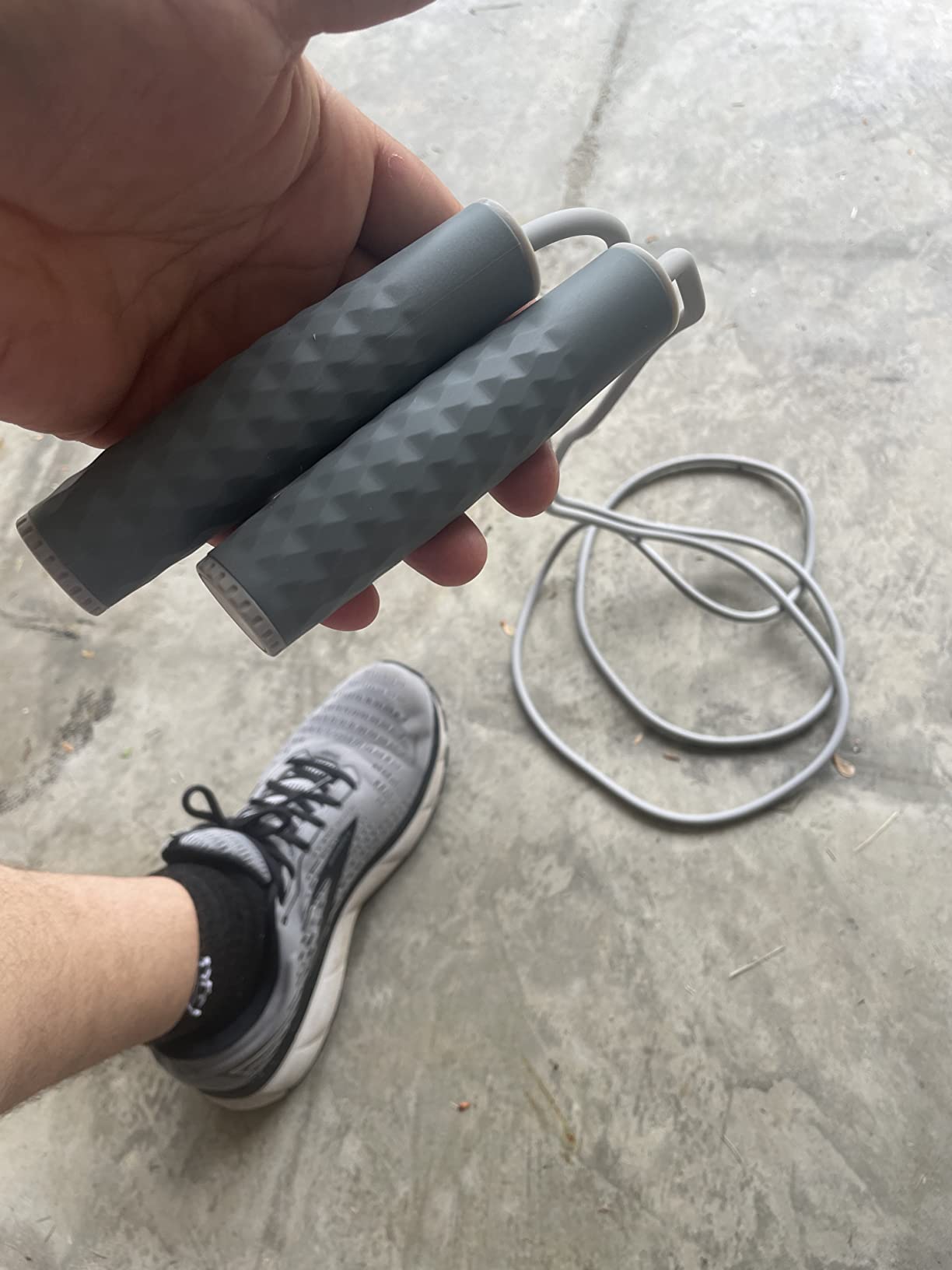 Weighted Jump Rope Workout-1LB Professional Skipping Rope with Adjustable Length and Silicone Comfortable Grips,Heavy Jumpropes Adults Fitness Women Men,Cardio Boxing Endurance Training Exercise customer photo 1