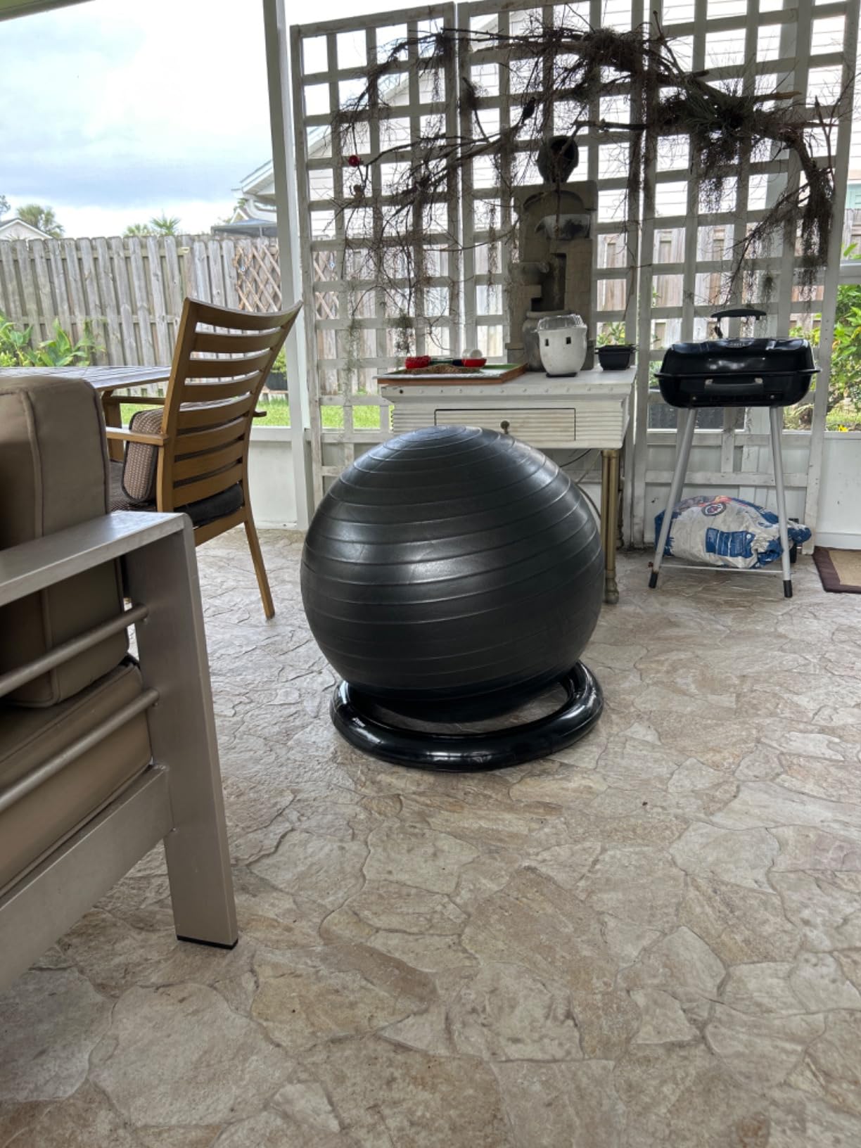 Trideer Yoga Ball Chair with Base for Office Desk, Exercise & Stability Ball Seat, Pilates Ball for Core Training, Pregnancy Ball, Back Pain Relief & Active Sitting customer photo 2