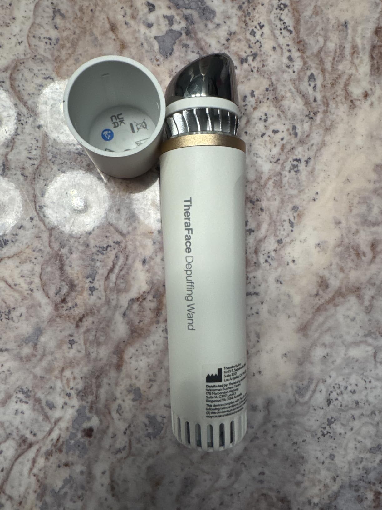 Therabody TheraFace Depuffing Wand – Cold and Heat Skincare Treatment to Depuff and Glow; Beauty Wand, Face Roller and Eye Massager for Eye Puffiness, Dark Circles and Skin Radiance (White) customer photo 2