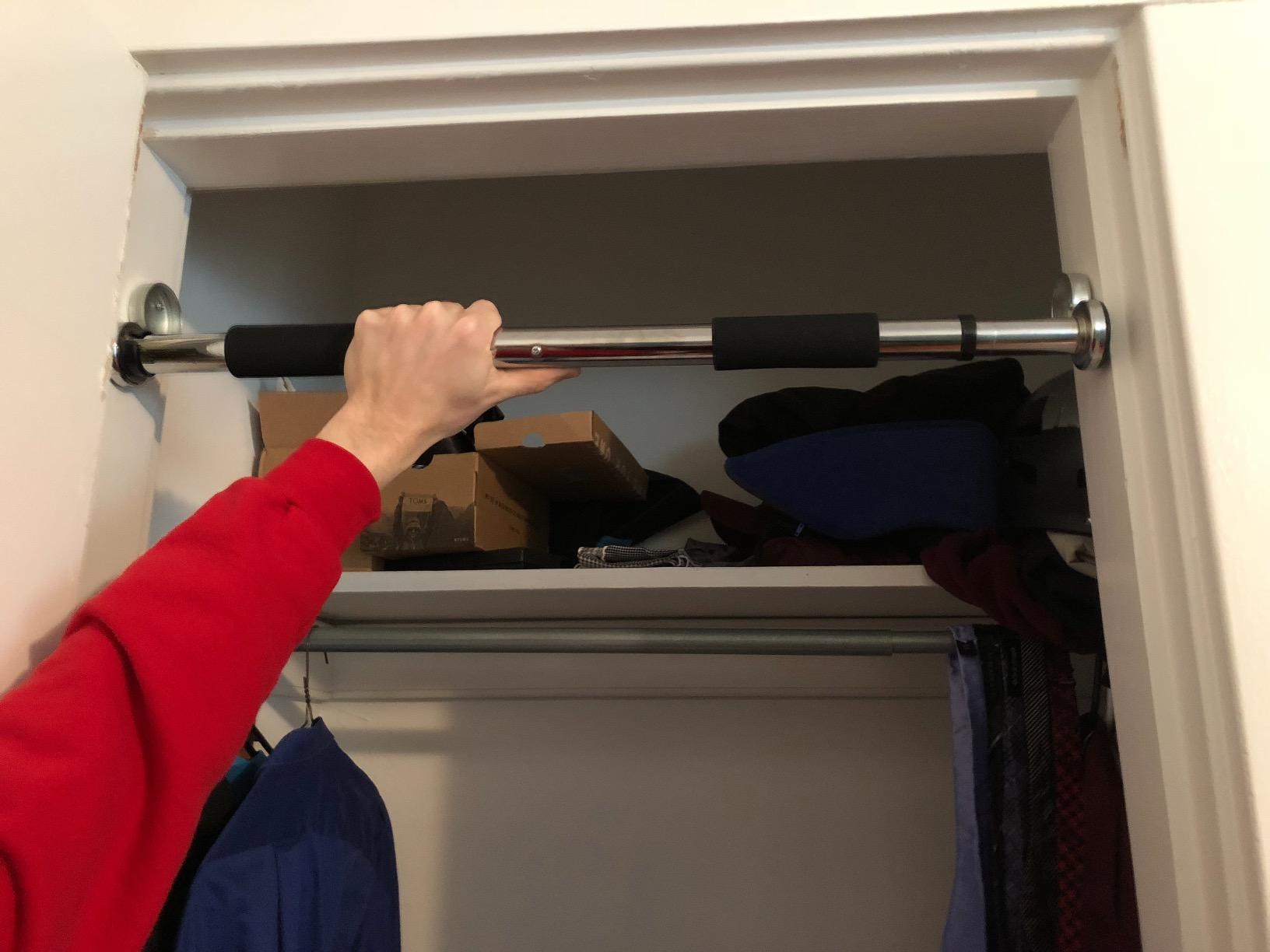 Sunny Health & Fitness Adjustable Doorway Chin Up/Pull Up Bar | Adjustable Doorway Fitment, Strong Steel Frame, Foam Padded Handlebars, Anti-Slip Pads, Ideal for Upper Body Workouts customer photo 1
