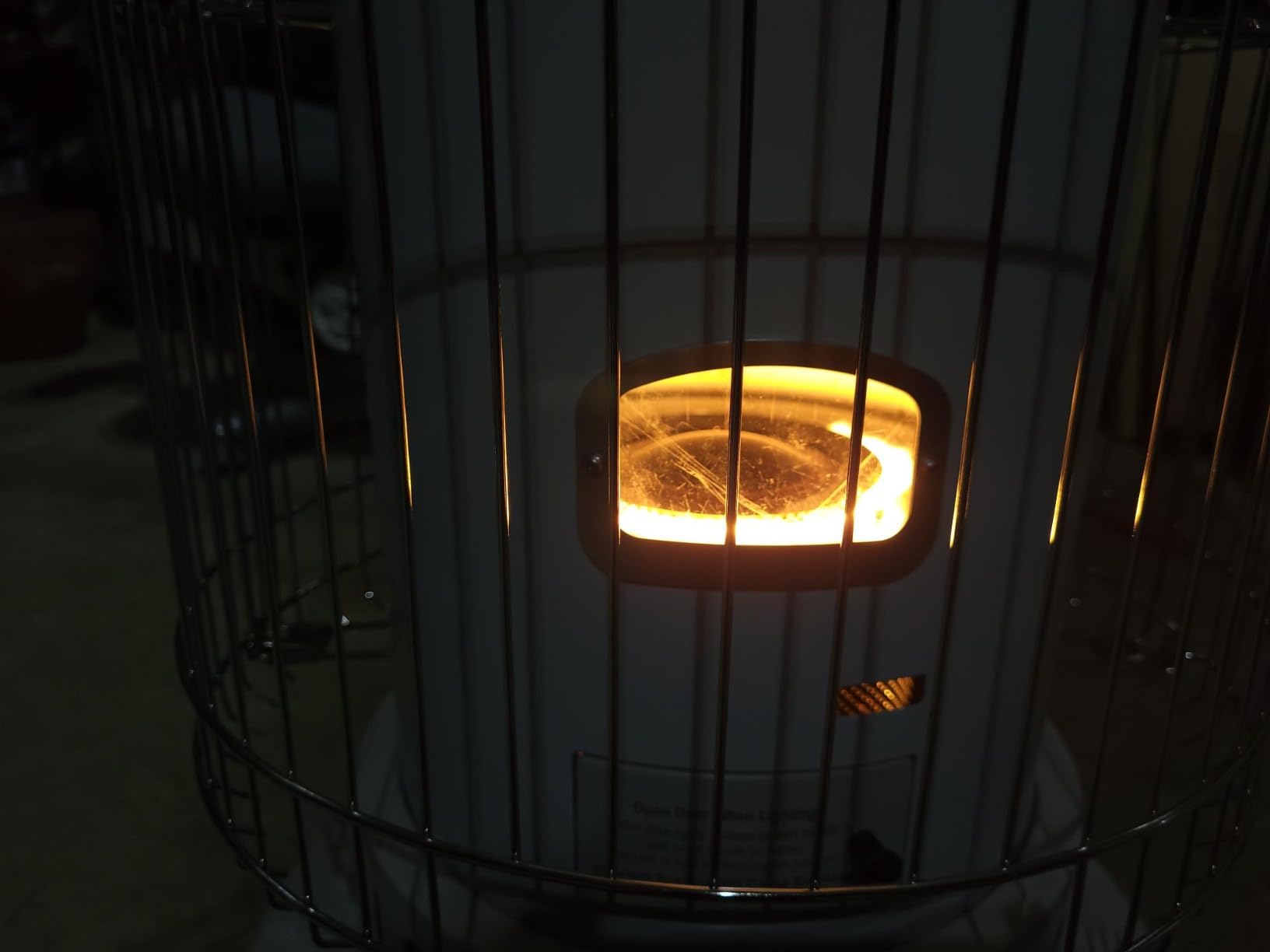 Comfort Glow Indoor Kerosene Convection Heater, 23,800 BTUs, Grey - KW-24J customer photo 1