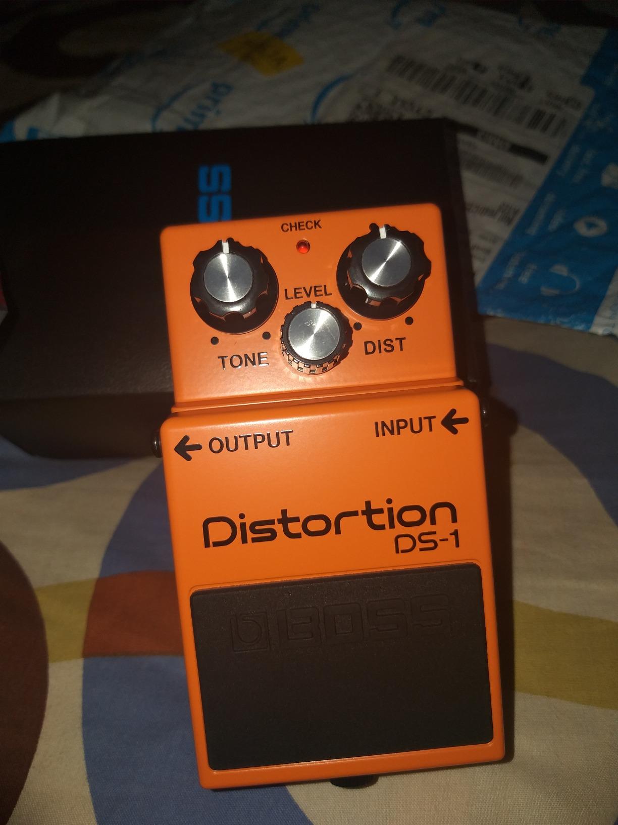 BOSS DS-1 Distortion Compact Distortion Pedal customer photo 2