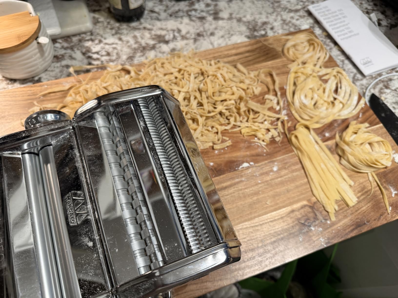 MARCATO Atlas 150 Classic Manual Pasta Maker Machine, Made in Italy, Chrome Steel with Black Hand Crank. Makes Lasagna, Fettuccine & Tagliolini. Made in Italy customer photo 2