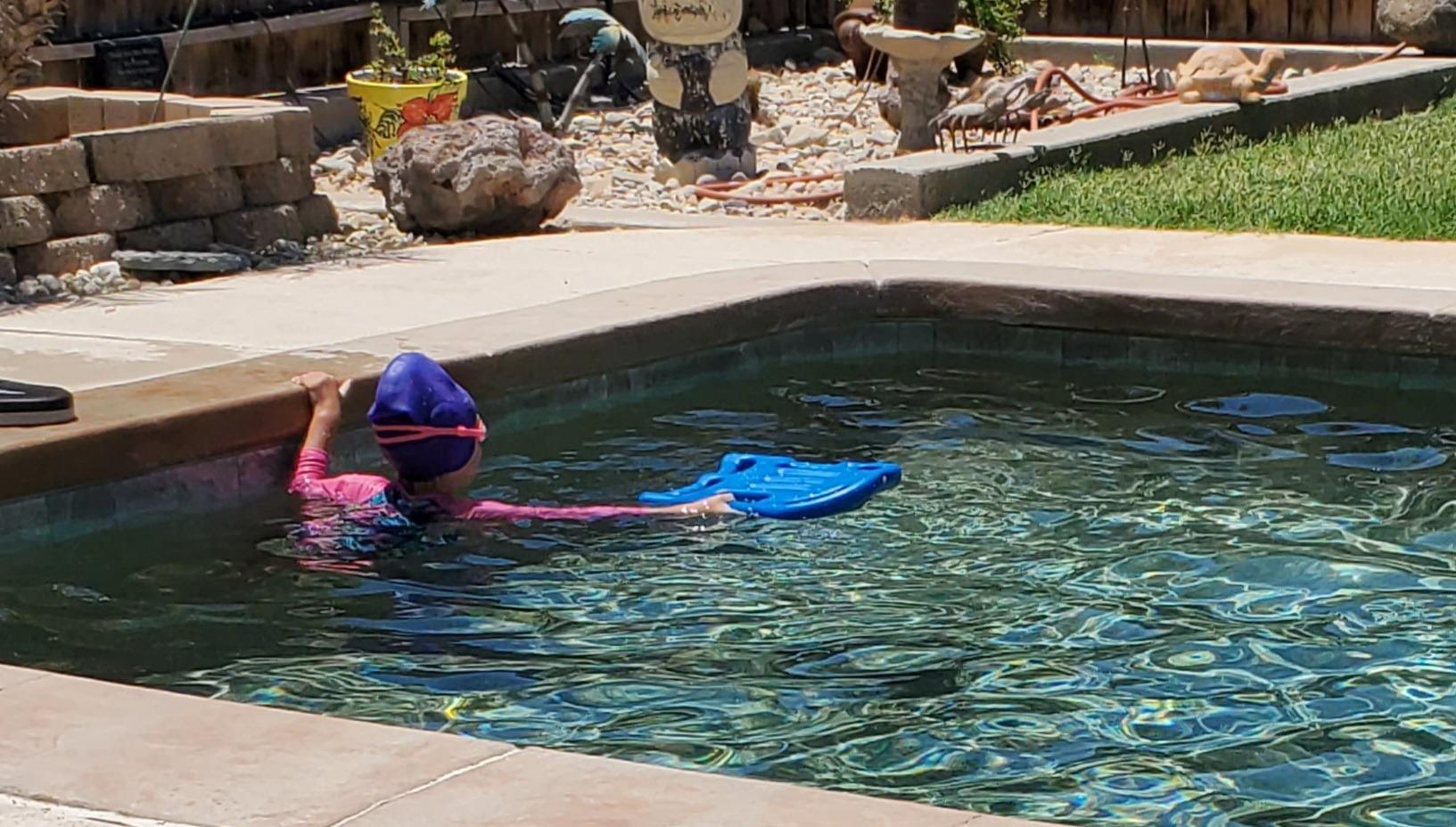 Poolmaster Advanced Kickboard Swim Trainer and Swim Aid customer photo 2