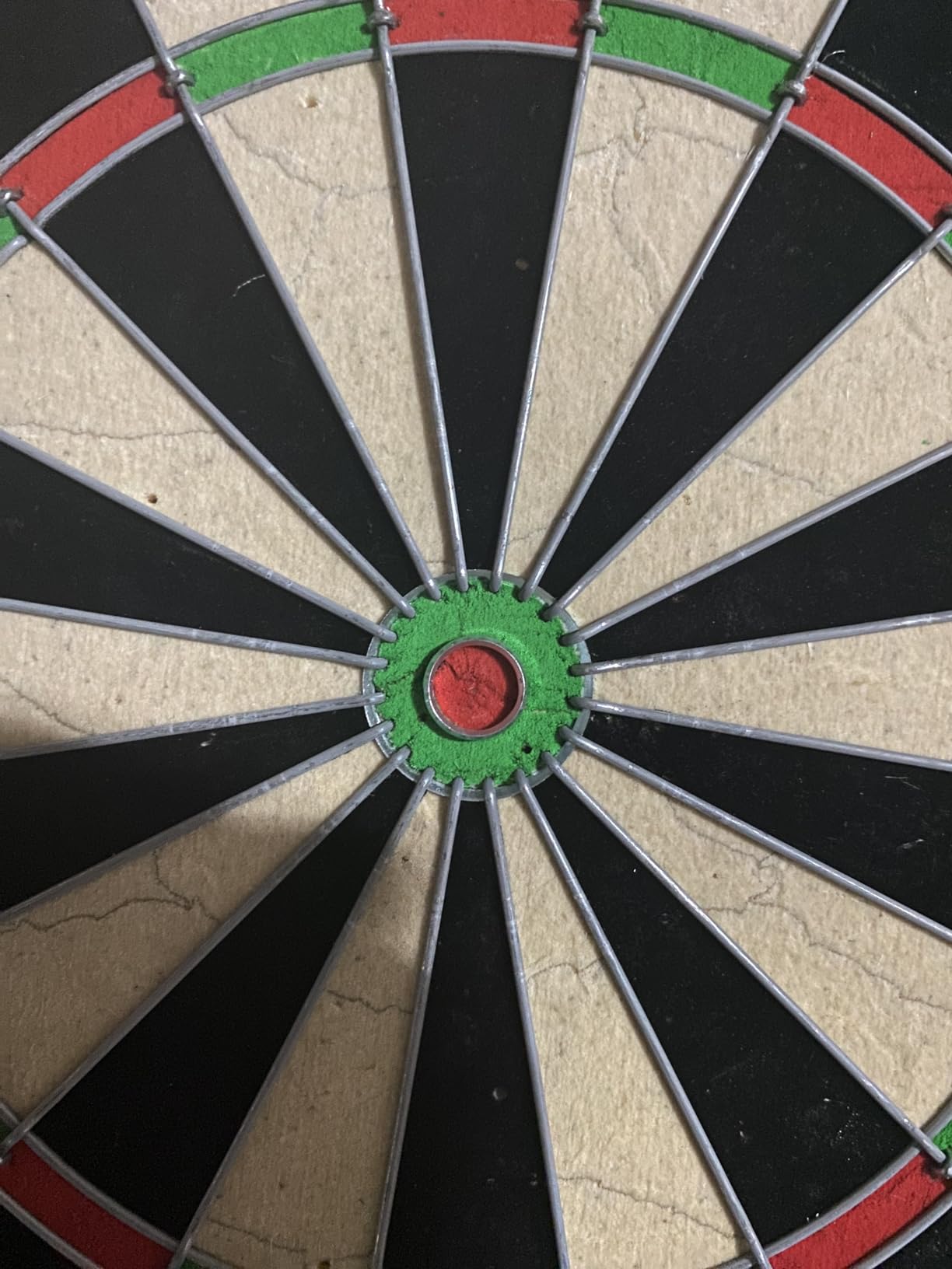 WINMAU Pro SFB Bristle Dartboard customer photo 1