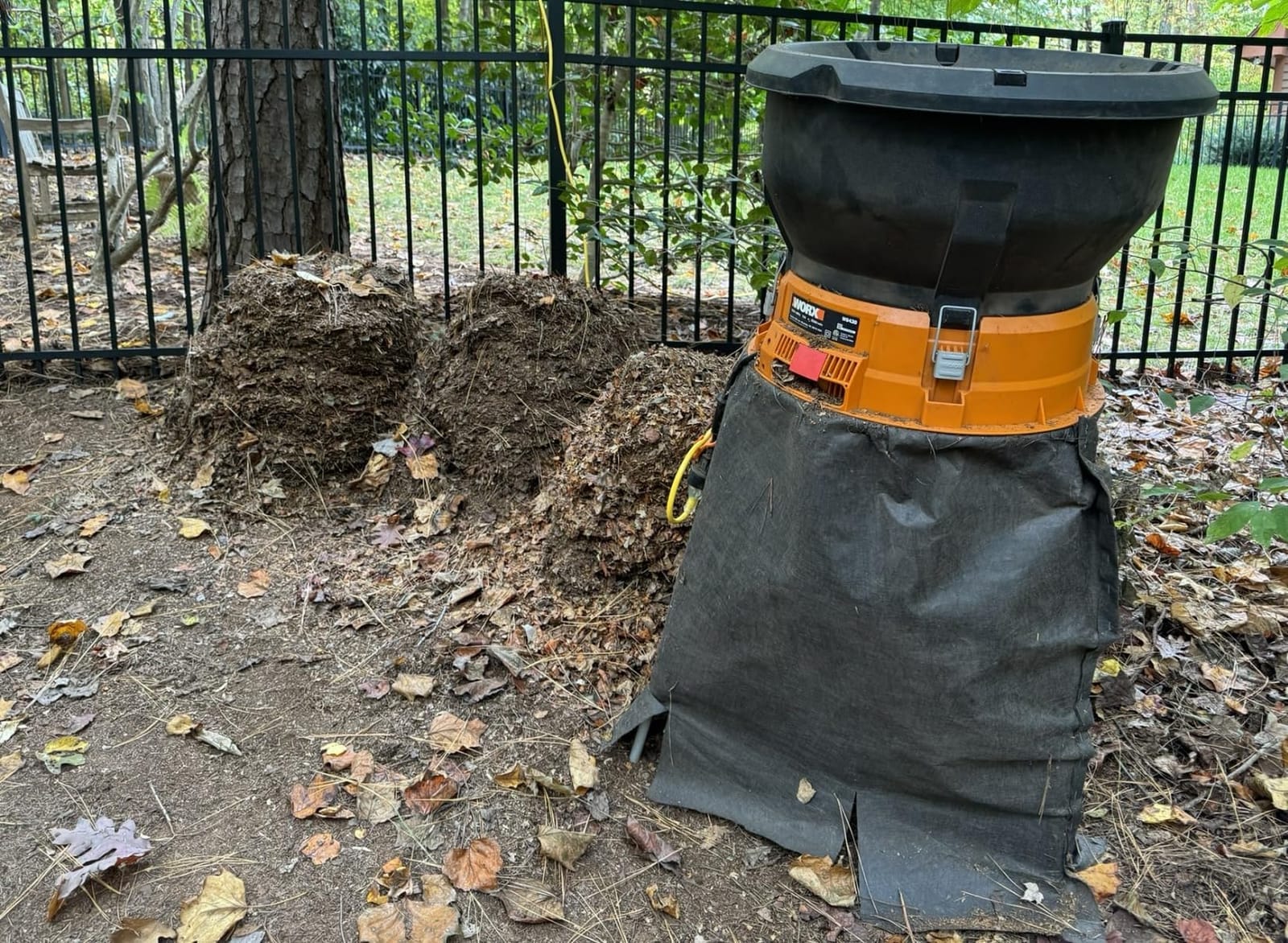 WORX 13 Amp Electric Leaf Mulcher for Yard Leaf & Waste Shredding, WG430 customer photo 1