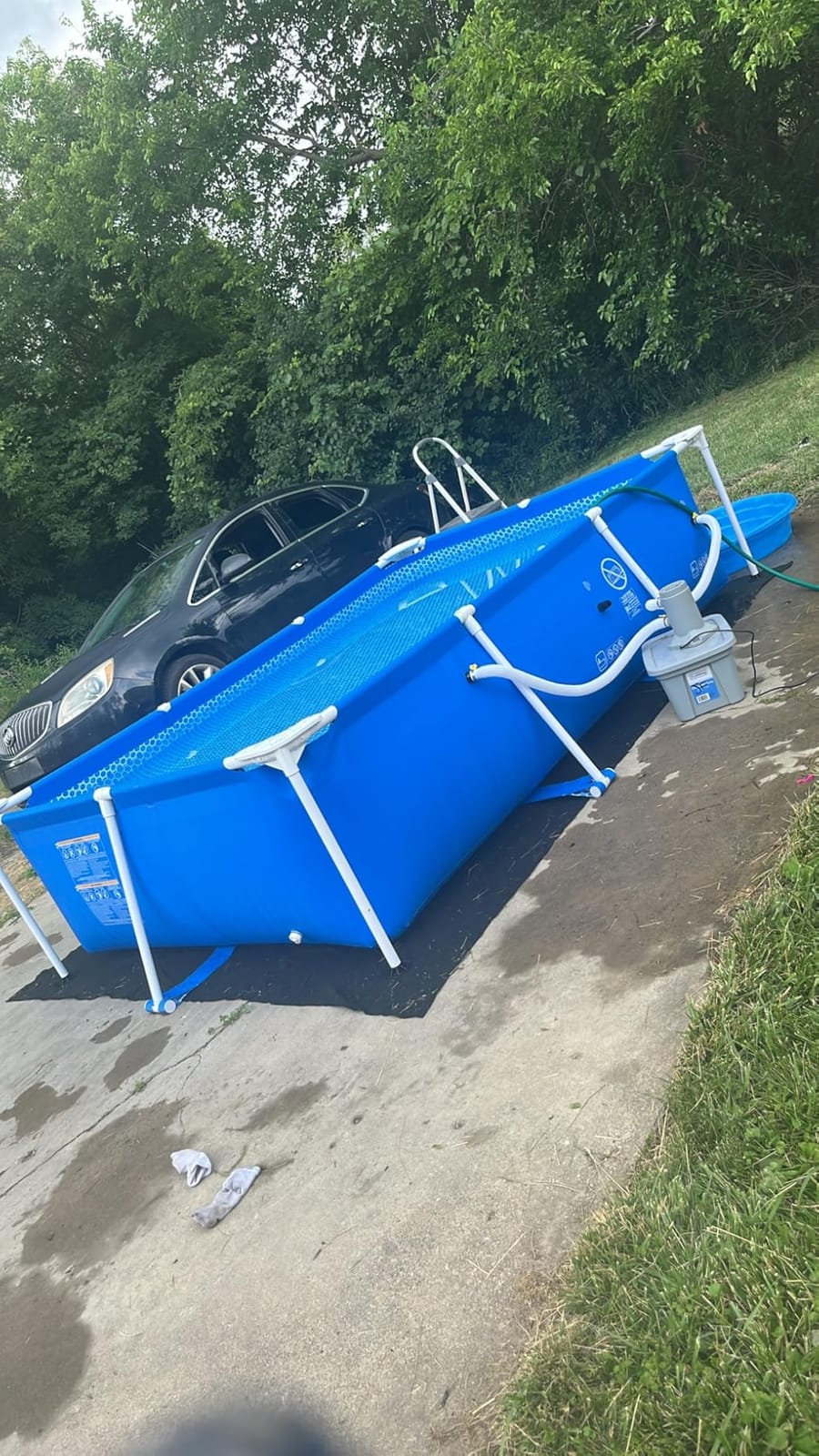 INTEX Metal Frame 8ft 6in x 5ft 3in x 25in Above Ground Swimming Pool customer photo 1