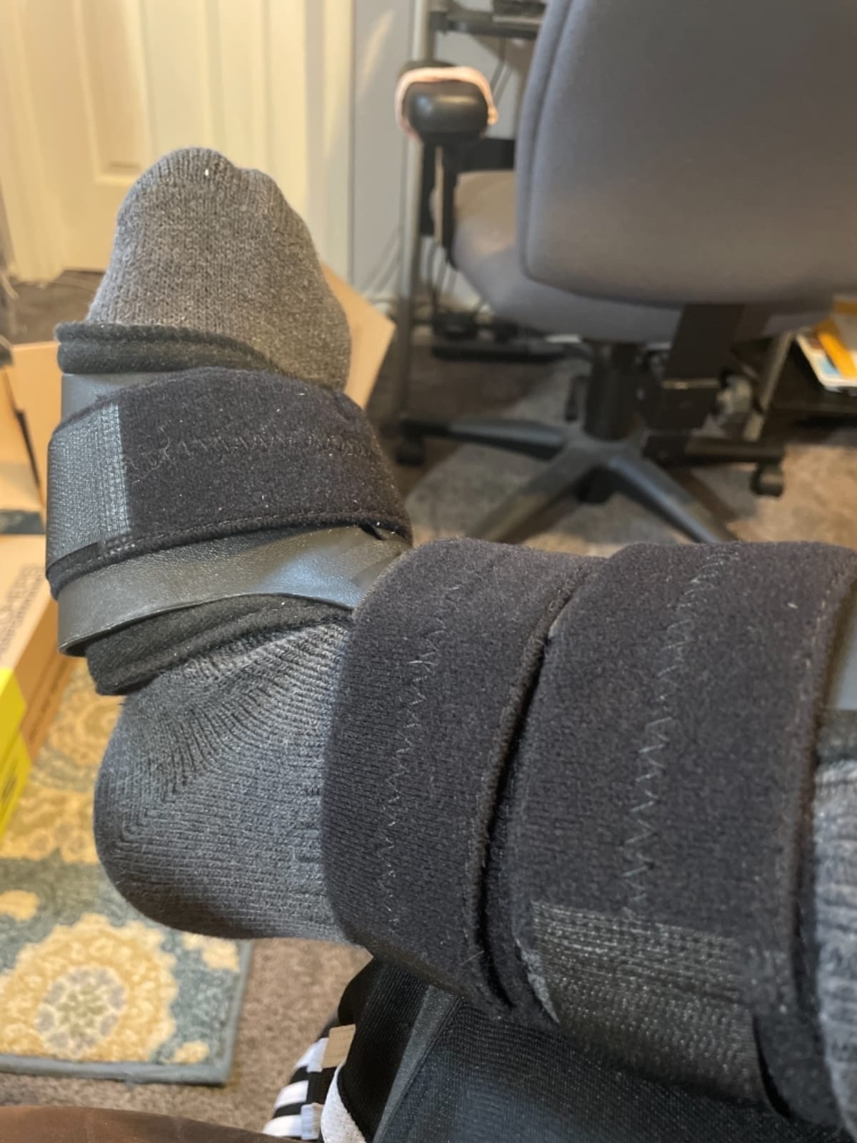 Cramer Dorsal Night Splint, Small, Foot Brace for Plantar Fasciitis Support, Lightweight Low-Profile Sleep Aid, Adjustable Arch Alignment Splint for Left or Right Foot, Slip-Resistant Fit customer photo 1