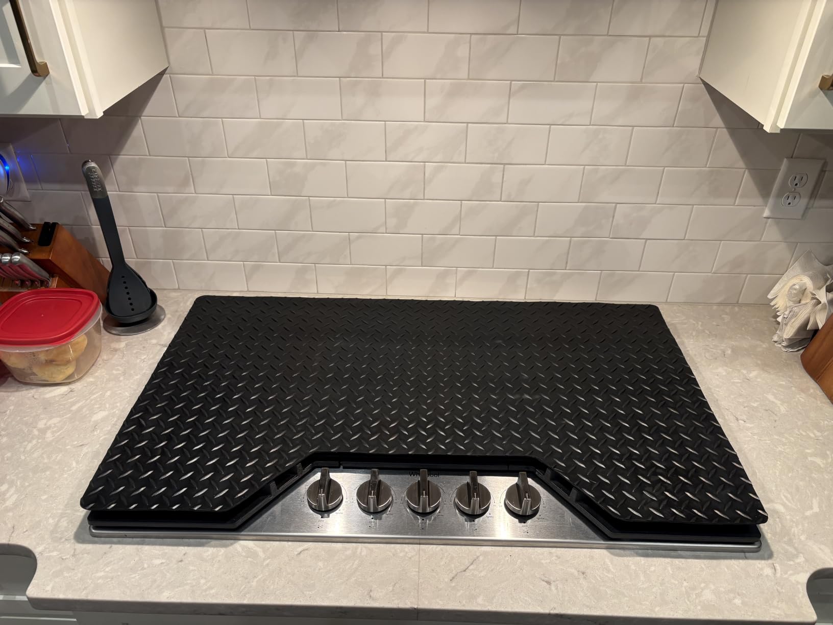 Rubber-Cal Diamond-Plate Rubber Flooring Roll - 3 mm x 4 ft x 7 ft Roll - Black customer photo 1