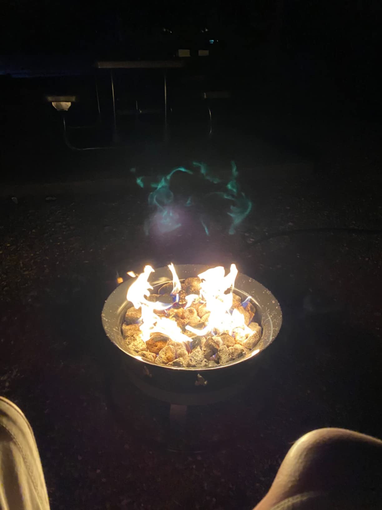 Outland Living Portable Propane Fire Pit, 19-inch, 58,000 BTU Smokeless Gas Firebowl | Perfect for Camping, Patio, Backyard, Tailgating, Deck, RV| Black 823 Standard customer photo 2