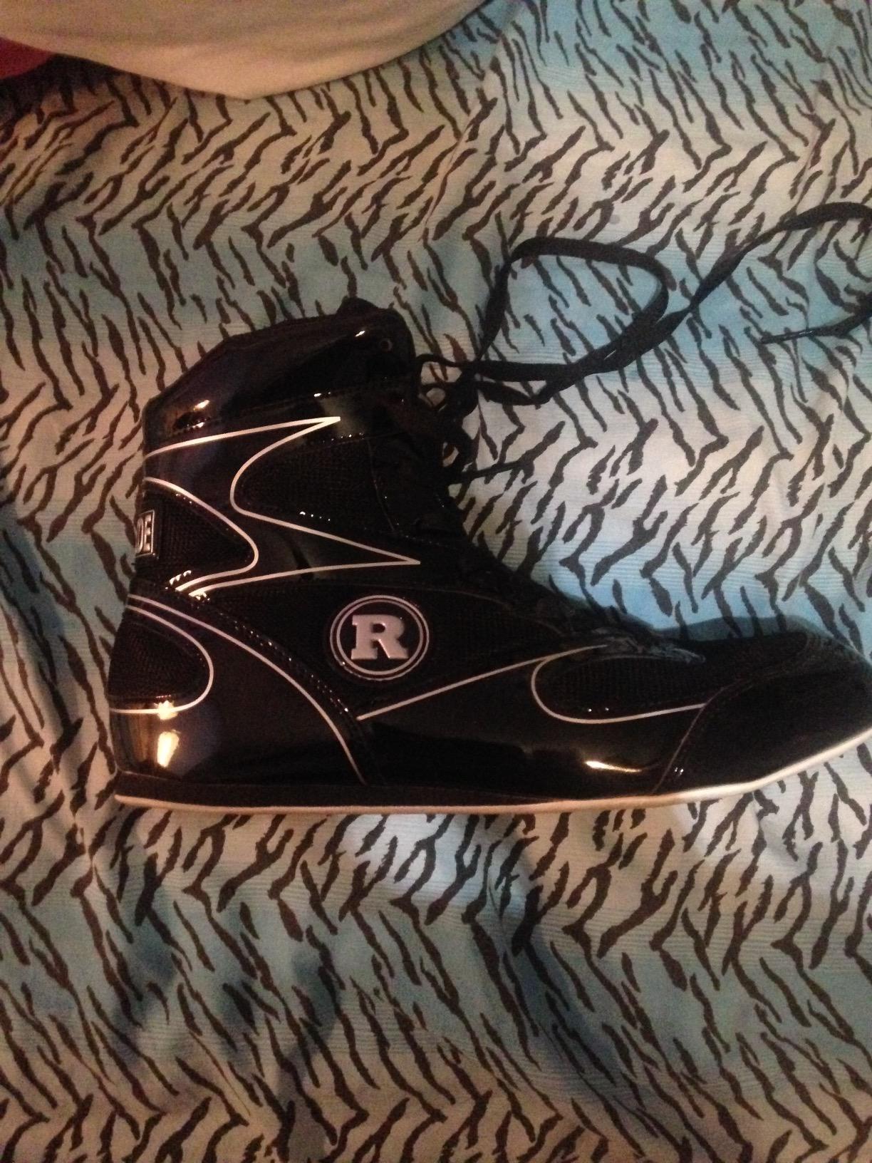 Ringside Undefeated Boxing Shoes, Synthetic Leather Shoes for Men and Women, Lightweight, High-Top Ankle Shoes for Boxing, Workout, Training, and Competition, Available in Different Sizes (2-13) customer photo 2
