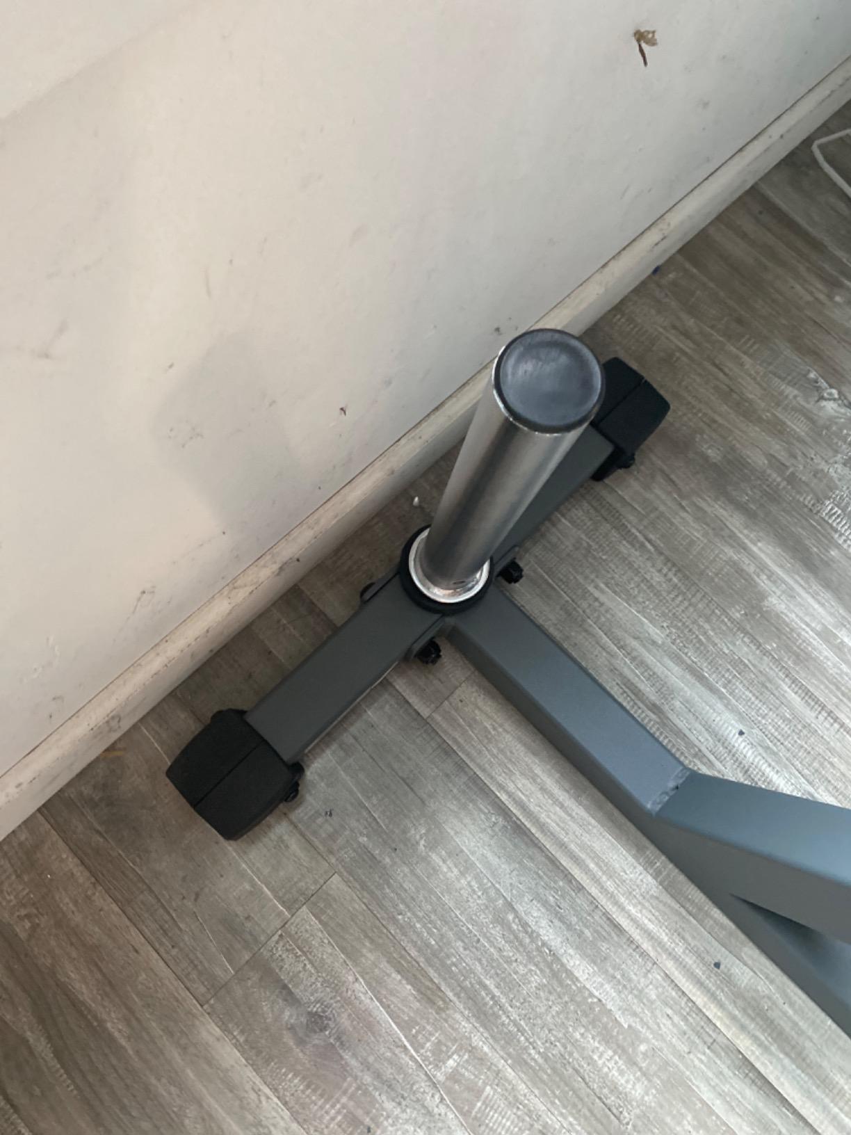 XMARK Heavy Duty Adjustable Rotary Leg Extension and Curl Machine Features A 12 Position Adjustable Thigh Pad and 20 Position Adjustable Press Arm customer photo 2