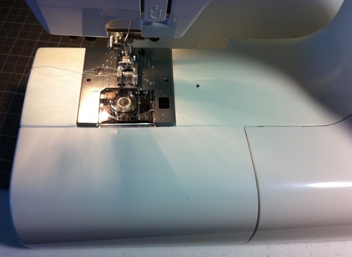 Janome HD3000 Heavy-Duty Sewing Machine with 18 Built-in Stitches + Hard Case customer photo 1
