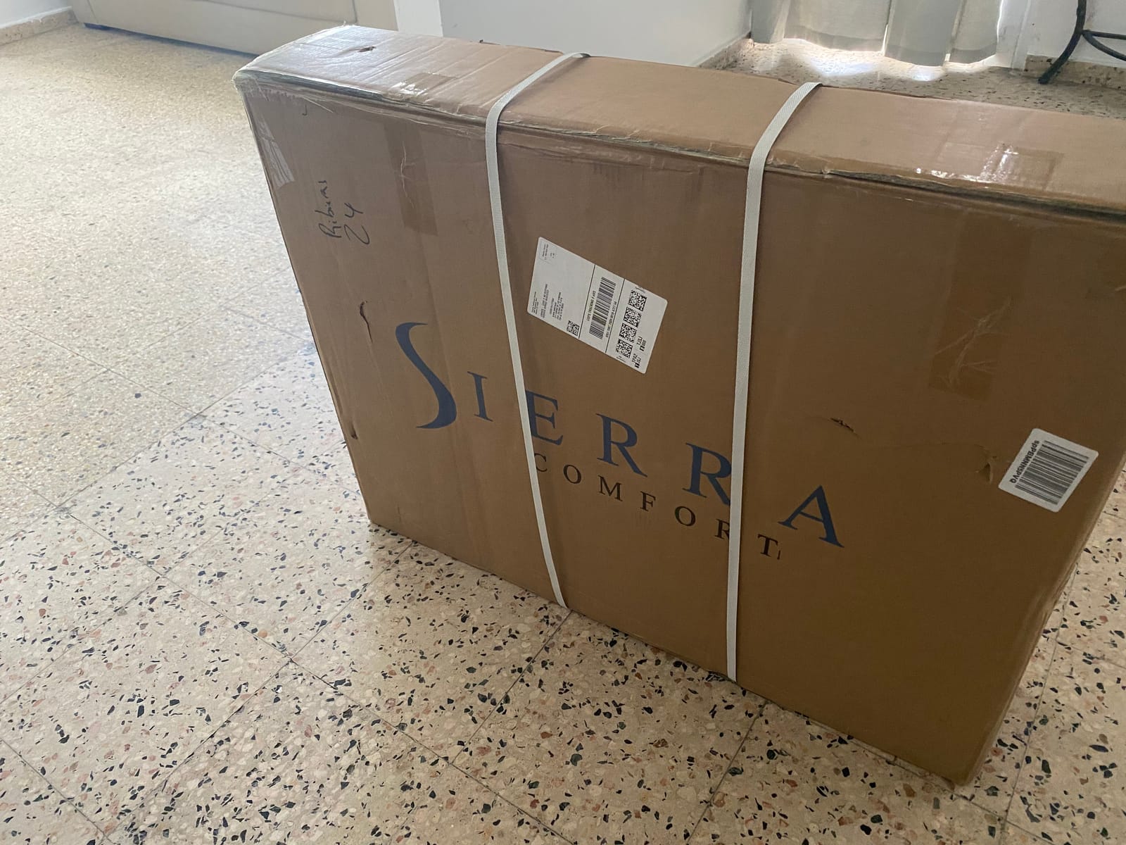 Sierra Comfort Basic Portable Massage Table, Black customer photo 2