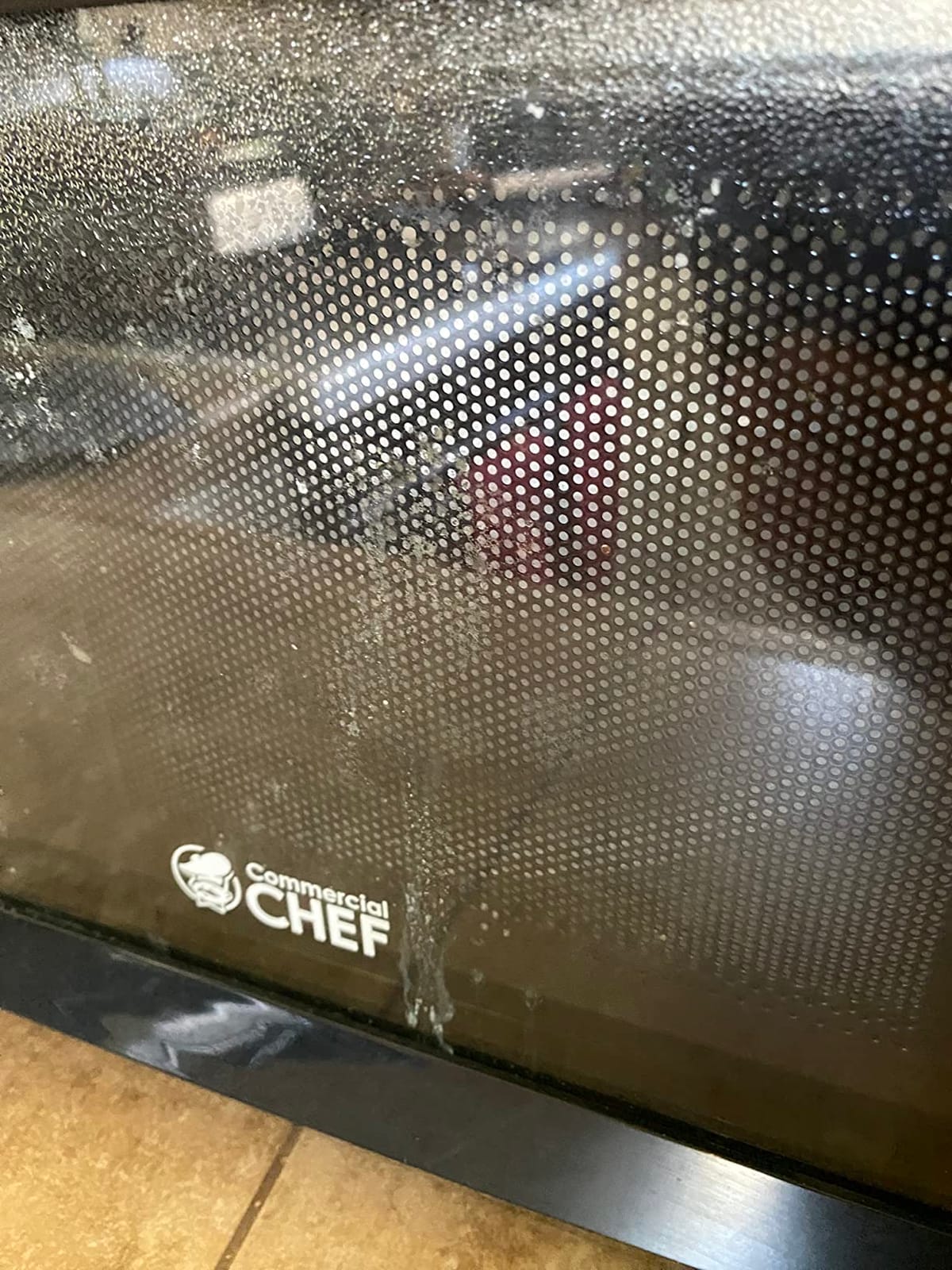 Commercial Chef 0.7 Cu. Ft. Countertop Microwave Oven, CHM770S, Stainless customer photo 1