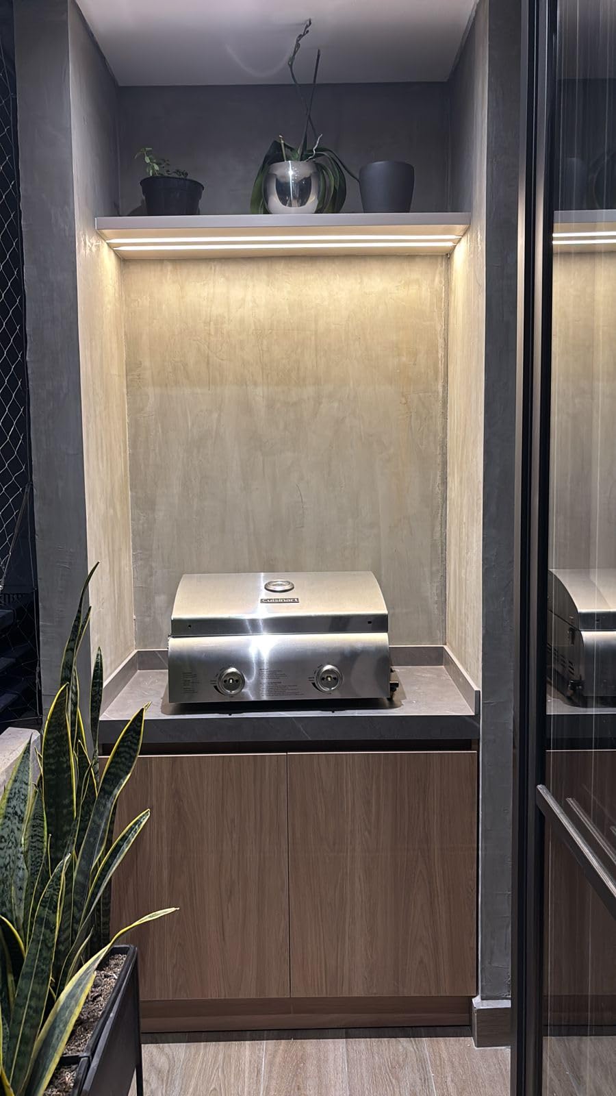 Cuisinart Outdoor Gas Grill, 20,000 BTU, Portable, 2-Burner customer photo 2