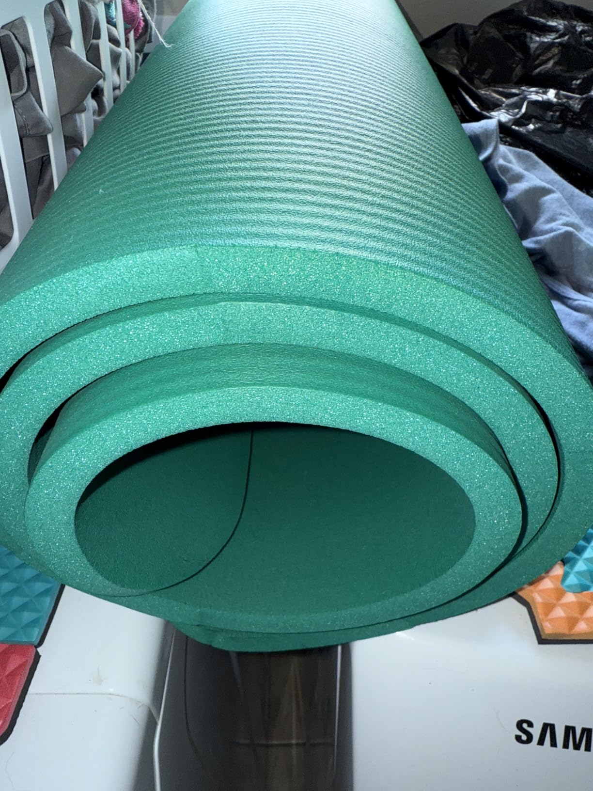 ProsourceFit Extra Thick Yoga and Pilates Mat, 71-inch Long High Density Exercise Mat with Comfort Foam and Carrying Strap customer photo 1