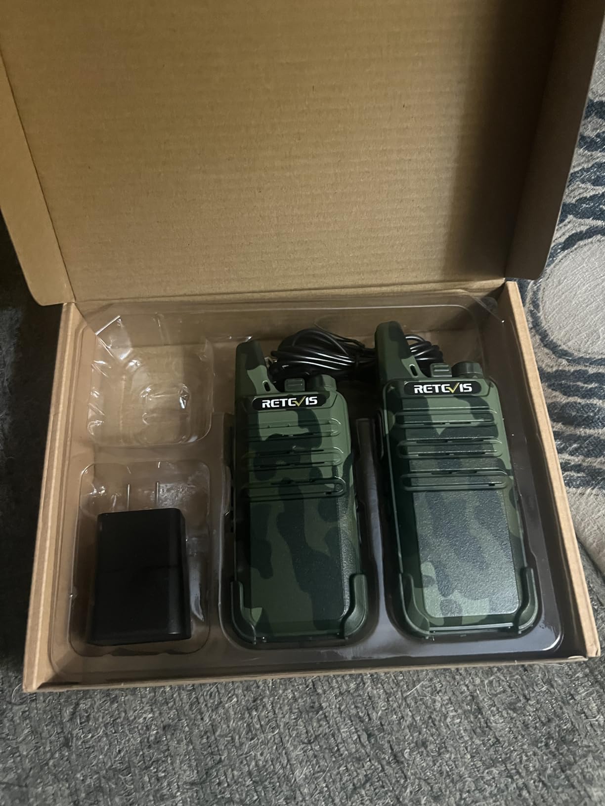 Retevis RT22 Compact & Lightweight FRS Walkie Talkies Long Range (4 Pack) customer photo 1