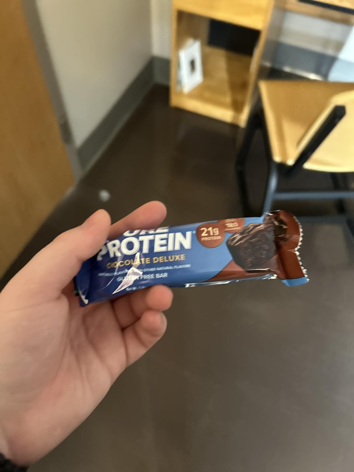 Pure Protein Chocolate Deluxe Protein Bars, 21g Protein, Gluten Free, 12 Ct customer photo 1