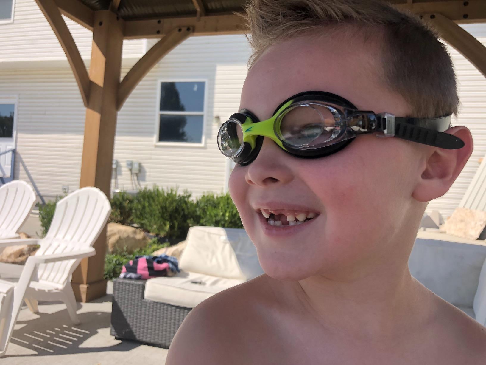 Speedo Kids Skoogles Swim Goggle customer photo 1