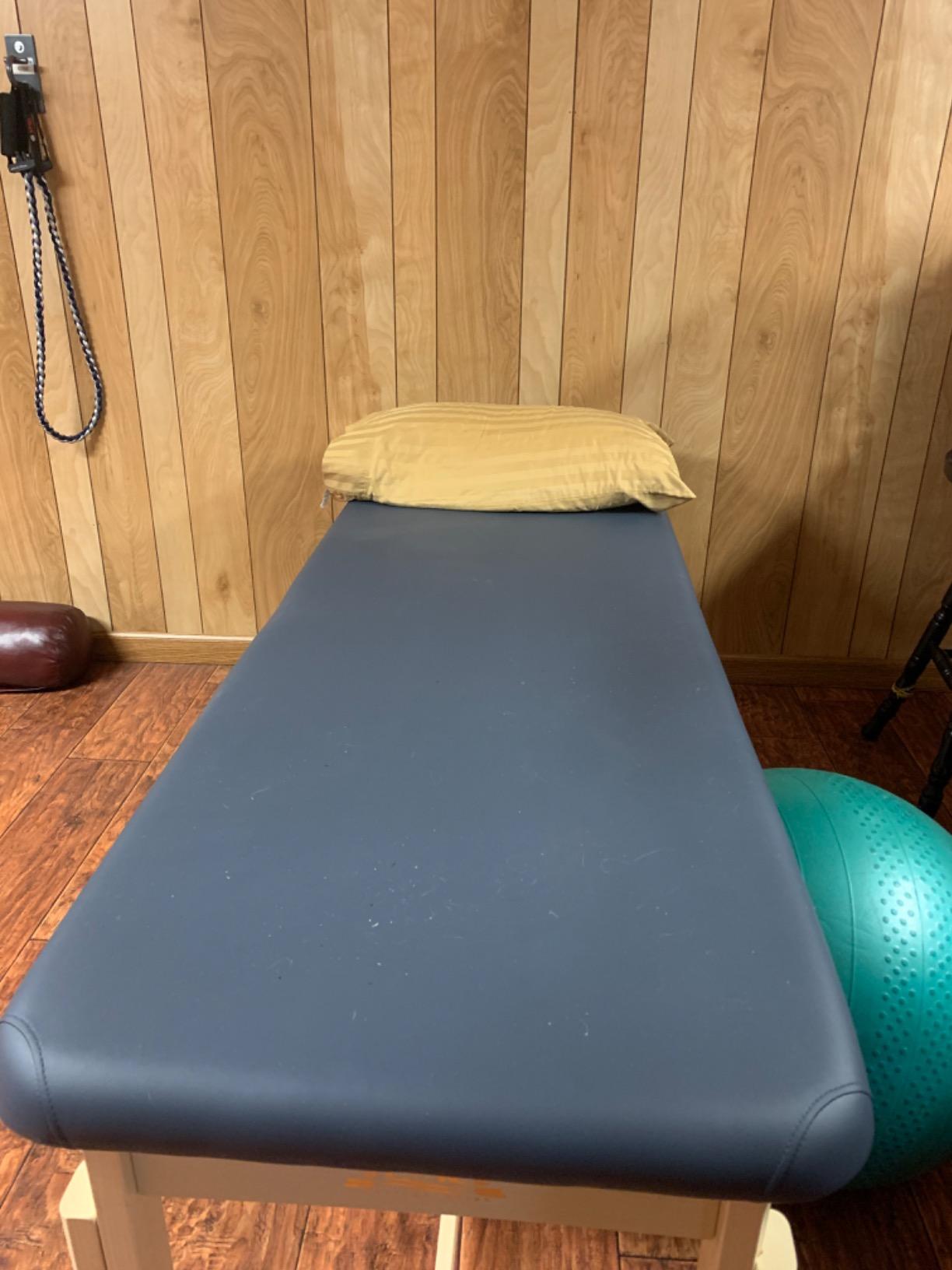 MT Harvey Treatment Stationary Massage Table for Clinic,Massage and Acupuncture Royal Blue customer photo 1