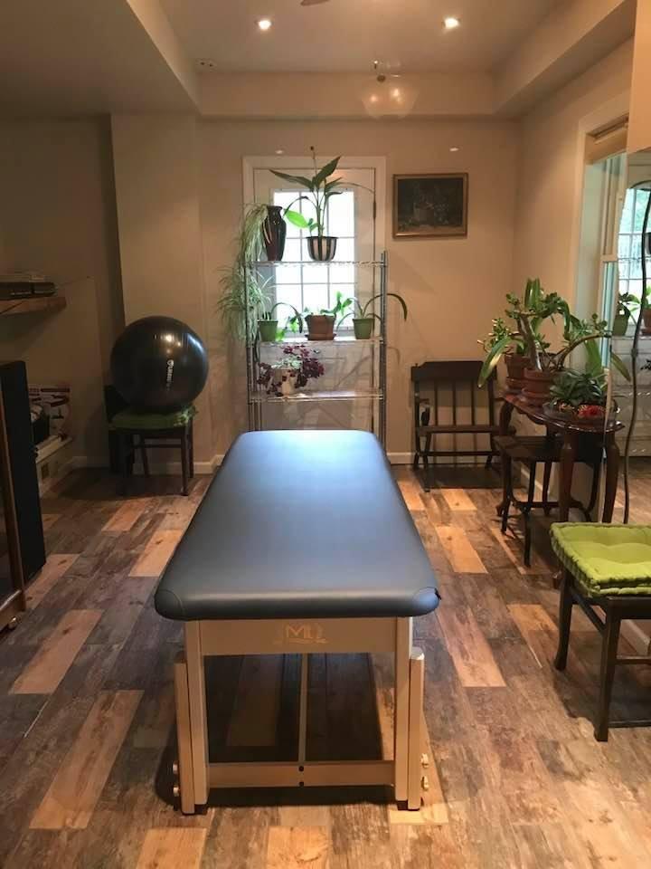 MT Harvey Treatment Stationary Massage Table for Clinic,Massage and Acupuncture Royal Blue customer photo 2
