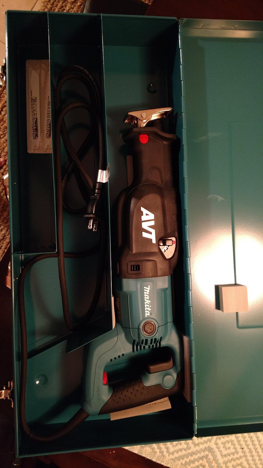 Makita JR3070CTZ Recipro Saw with 15-Amp Tool Less Blade Change and Shoe Adjustment customer photo 2