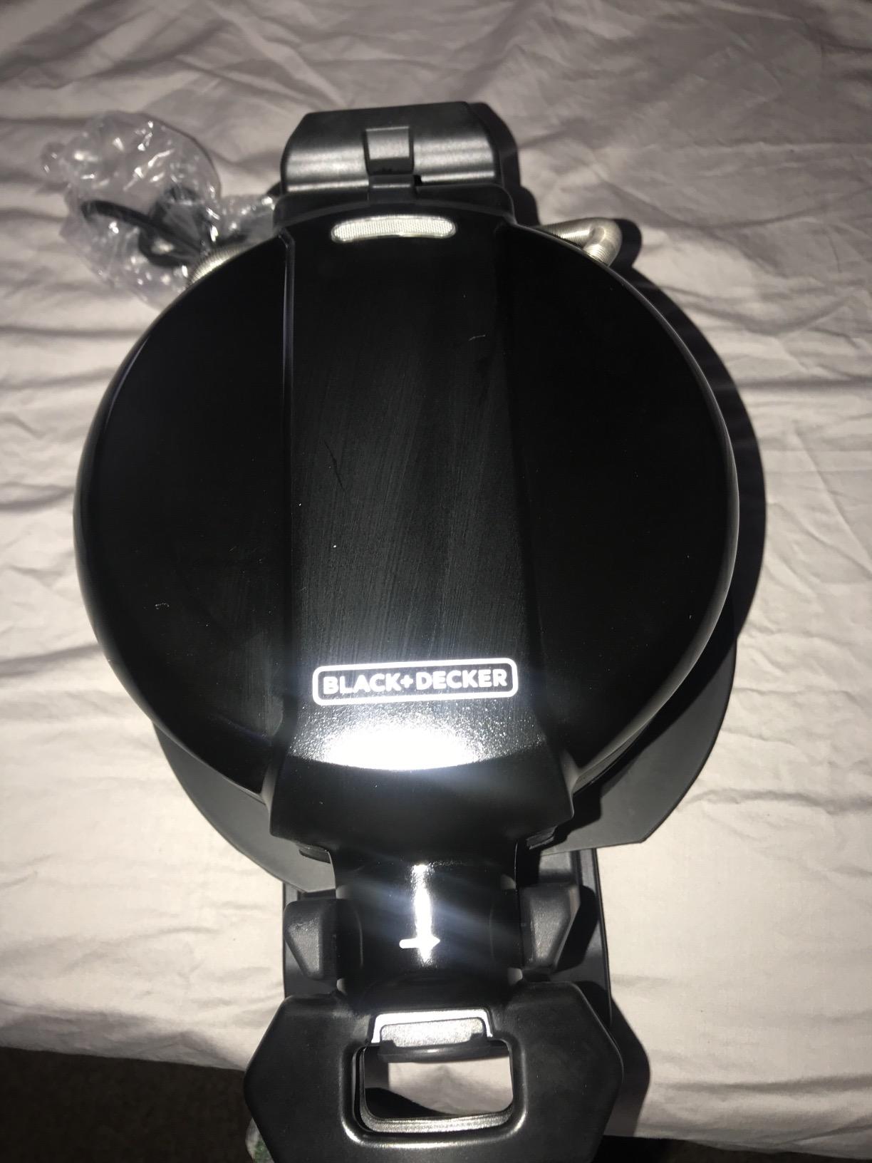 BLACK+DECKER Rotating Belgian Waffle Maker customer photo 1