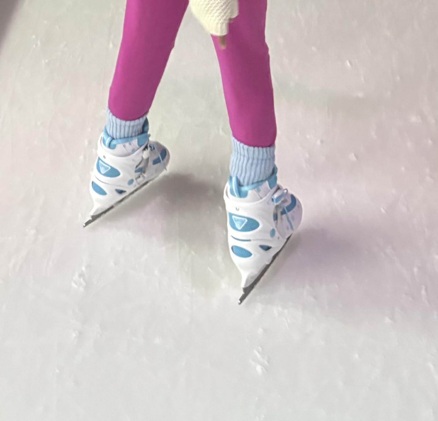 Lake Placid Summit Adjustable Youth Ice Skates customer photo 2