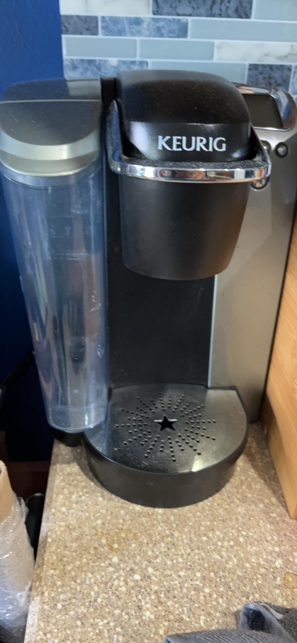Cuisinart Coffee Maker, Single Serve 72-Ounce Reservoir Pod Coffee Machine, Programmable Brewing & Hot Water Dispenser, 5 Cup-Size Settings, Stainless Steel, SS-10P1, Silver customer photo 2