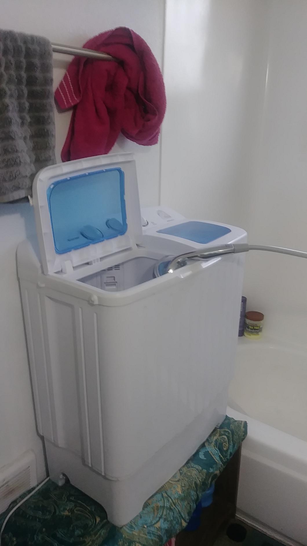 Giantex Portable Mini Compact Twin Tub Washing Machine 20lbs Washer Spain Spinner Portable Washing Machine, Blue+ White customer photo 2