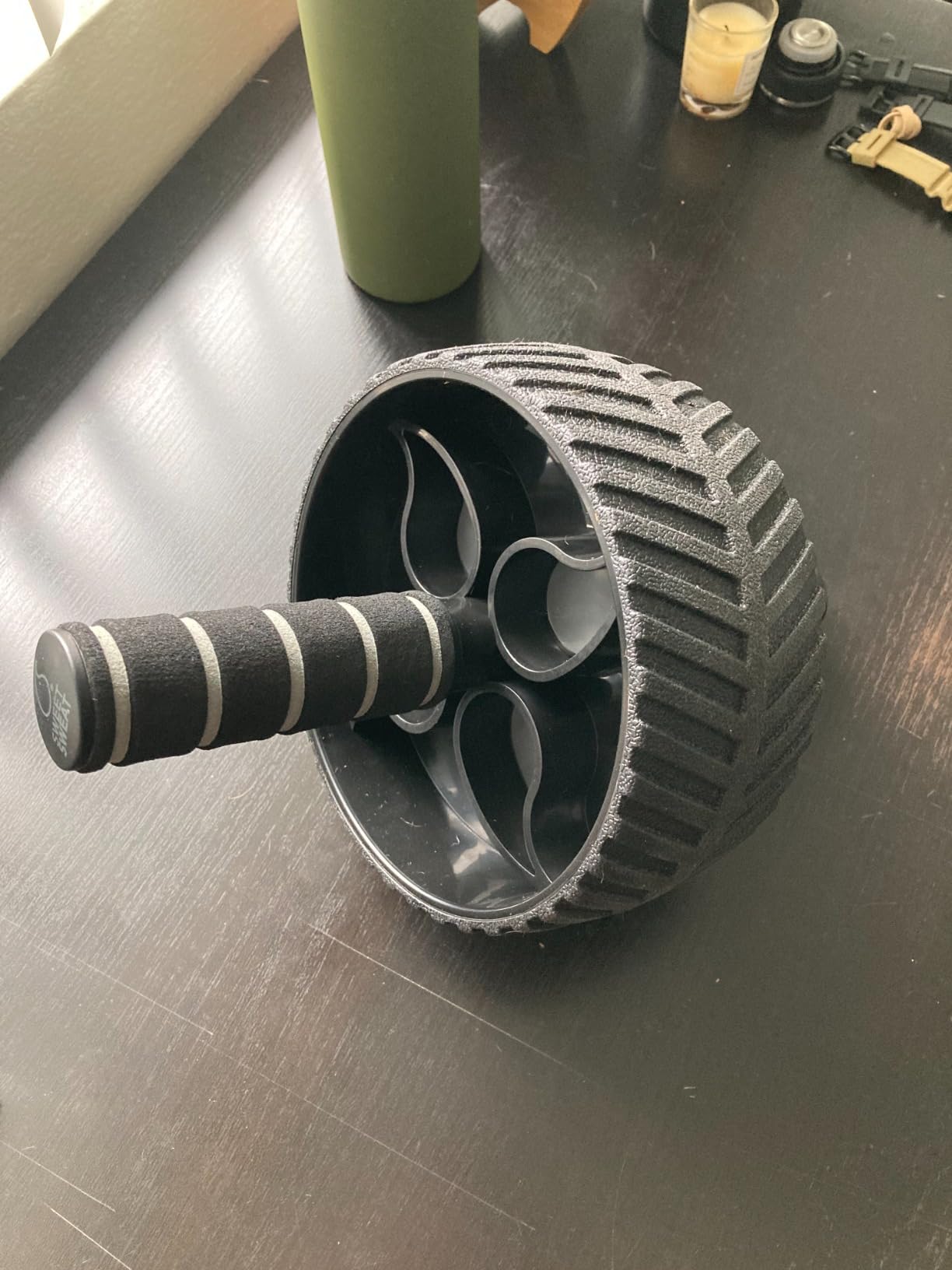 Sports Research® Ab Wheel Roller for Core Strength Training customer photo 1