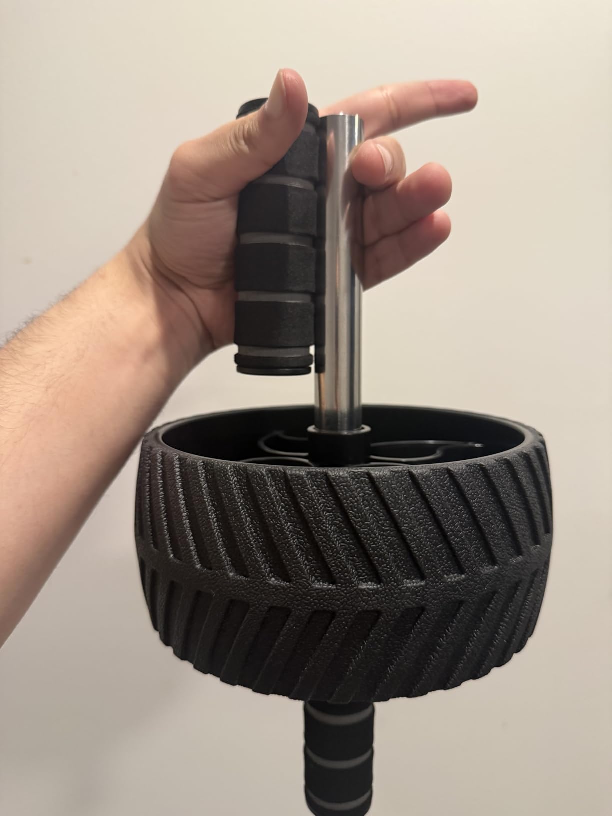 Sports Research® Ab Wheel Roller for Core Strength Training customer photo 2