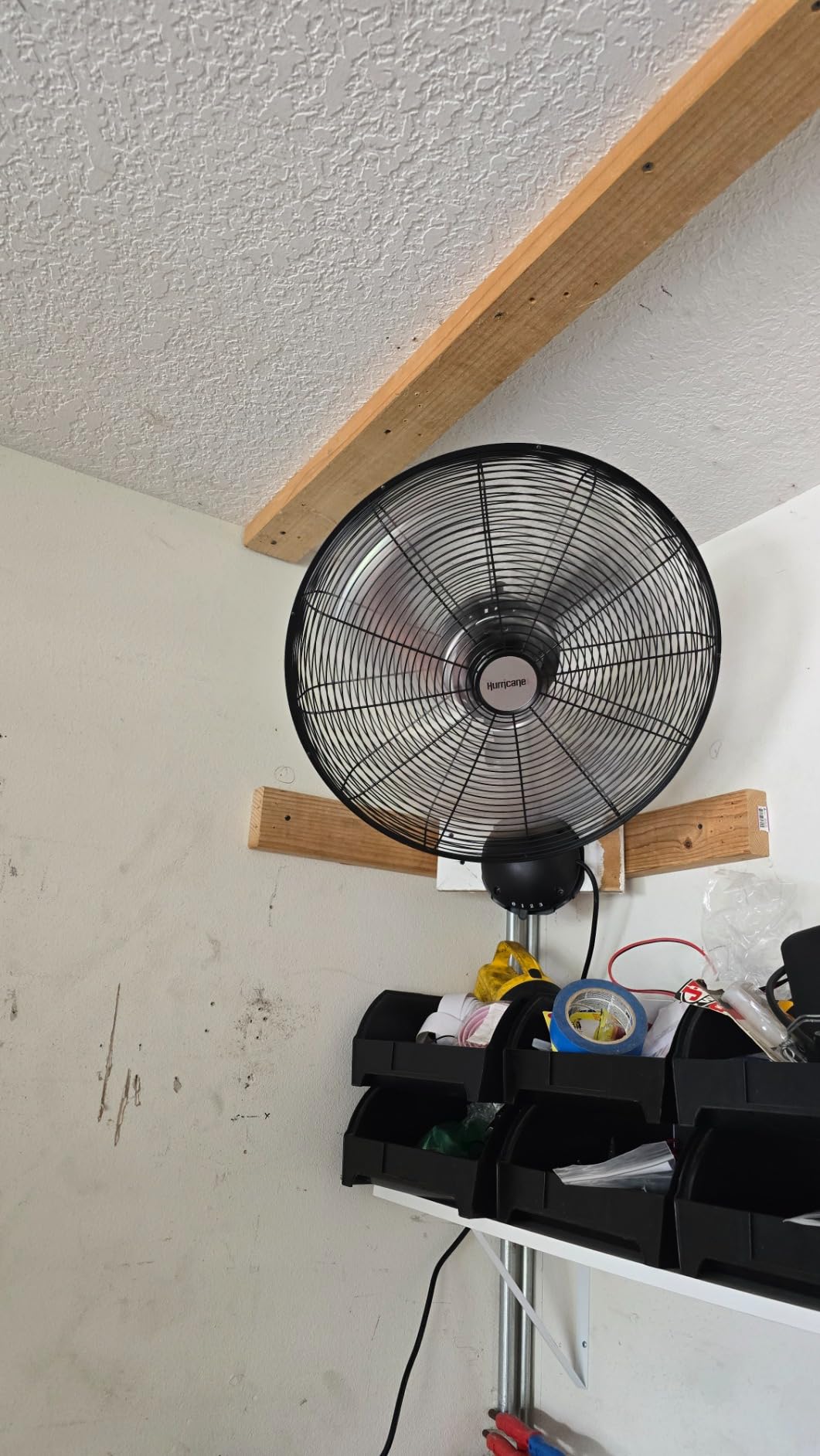 Hurricane Pro High Velocity Oscillating Wall Fan, 3 Speeds, Black, 20in customer photo 1