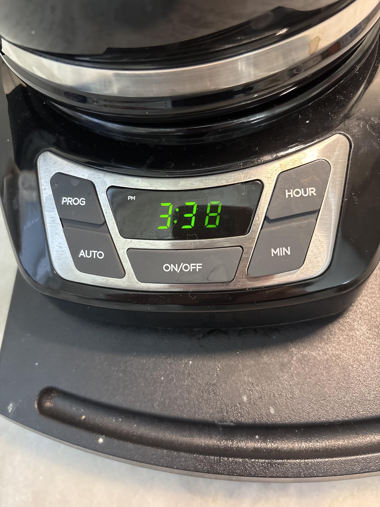 BLACK+DECKER 12-Cup Drip Coffee Maker with Vortex Brewing customer photo 2