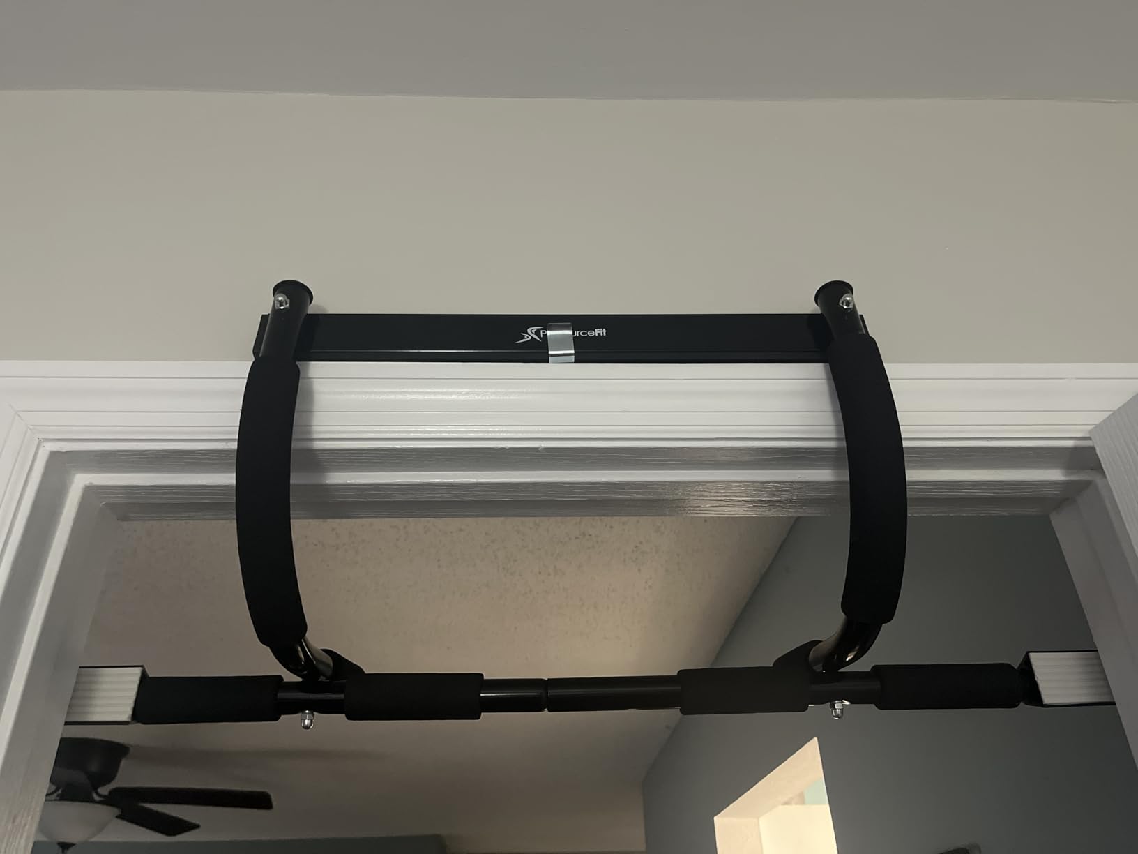 ProsourceFit Multi-Grip Lite Pull Up/Chin Up Bar, Heavy Duty Doorway Upper Body Workout Bar for Home Gyms 24”-32” customer photo 1