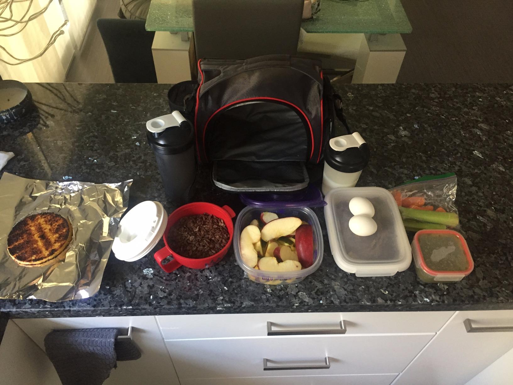 ThinkFit Insulated Lunch Box with 6 Portion Control Containers, Pill Dispenser, Shaker Cup & Ice Packs - BPA-Free, Reusable, Microwavable, Freezer Safe - Blue customer photo 2
