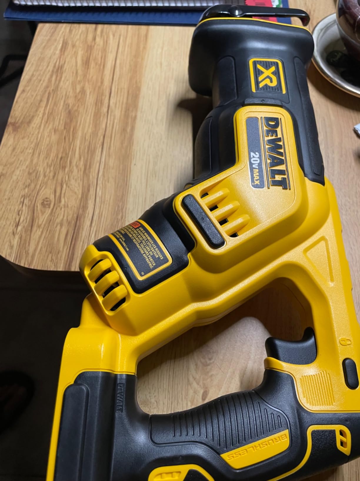 DEWALT 20V MAX XR Reciprocating Saw Cordless, Brushless, Compact, Variable Speed, Pivoting Head, LED Light, Tool Only (DCS367B) customer photo 1
