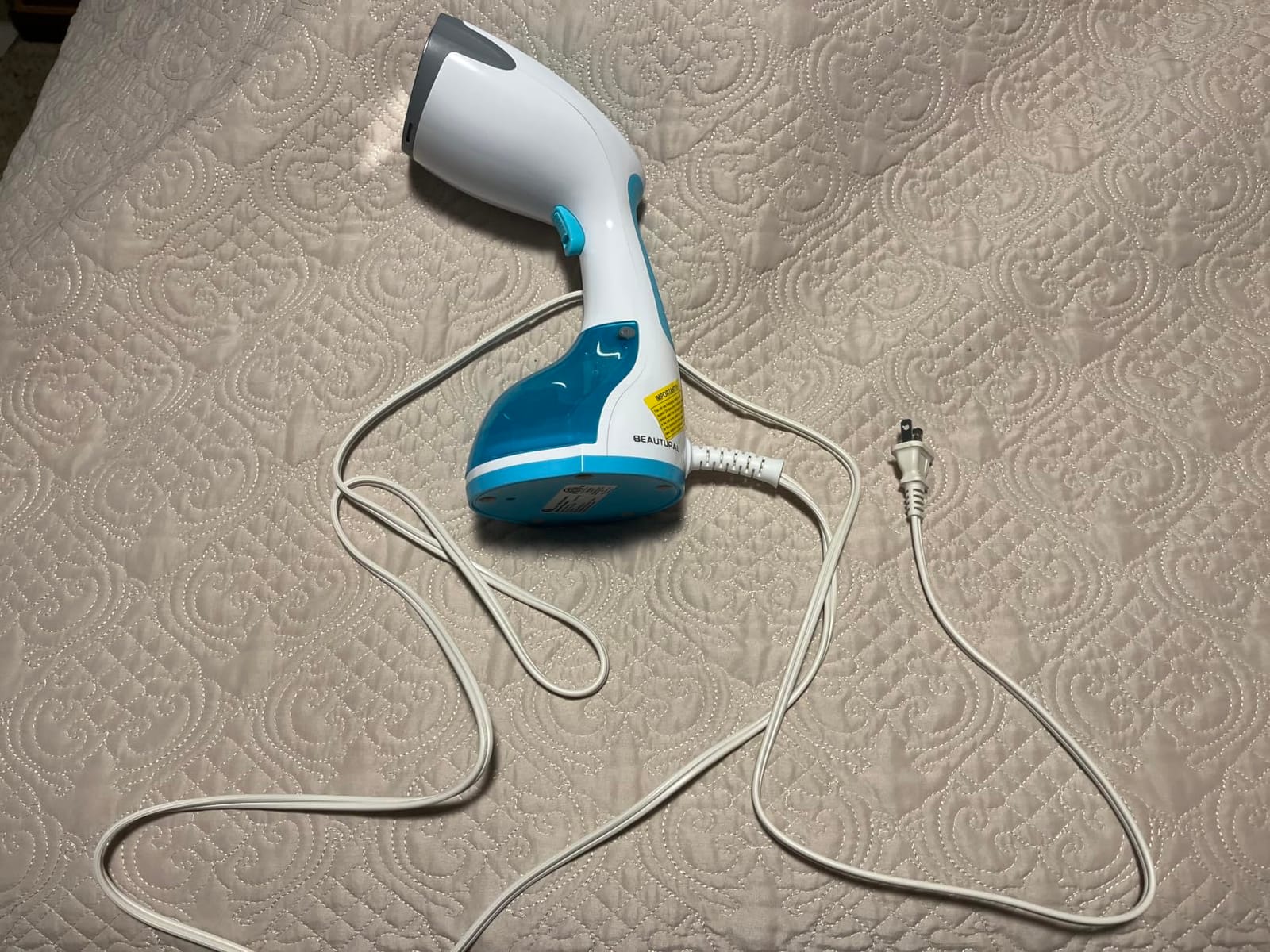 BEAUTURAL Steamer for Clothes, Handheld Garment Fabric Wrinkle Remover customer photo 2