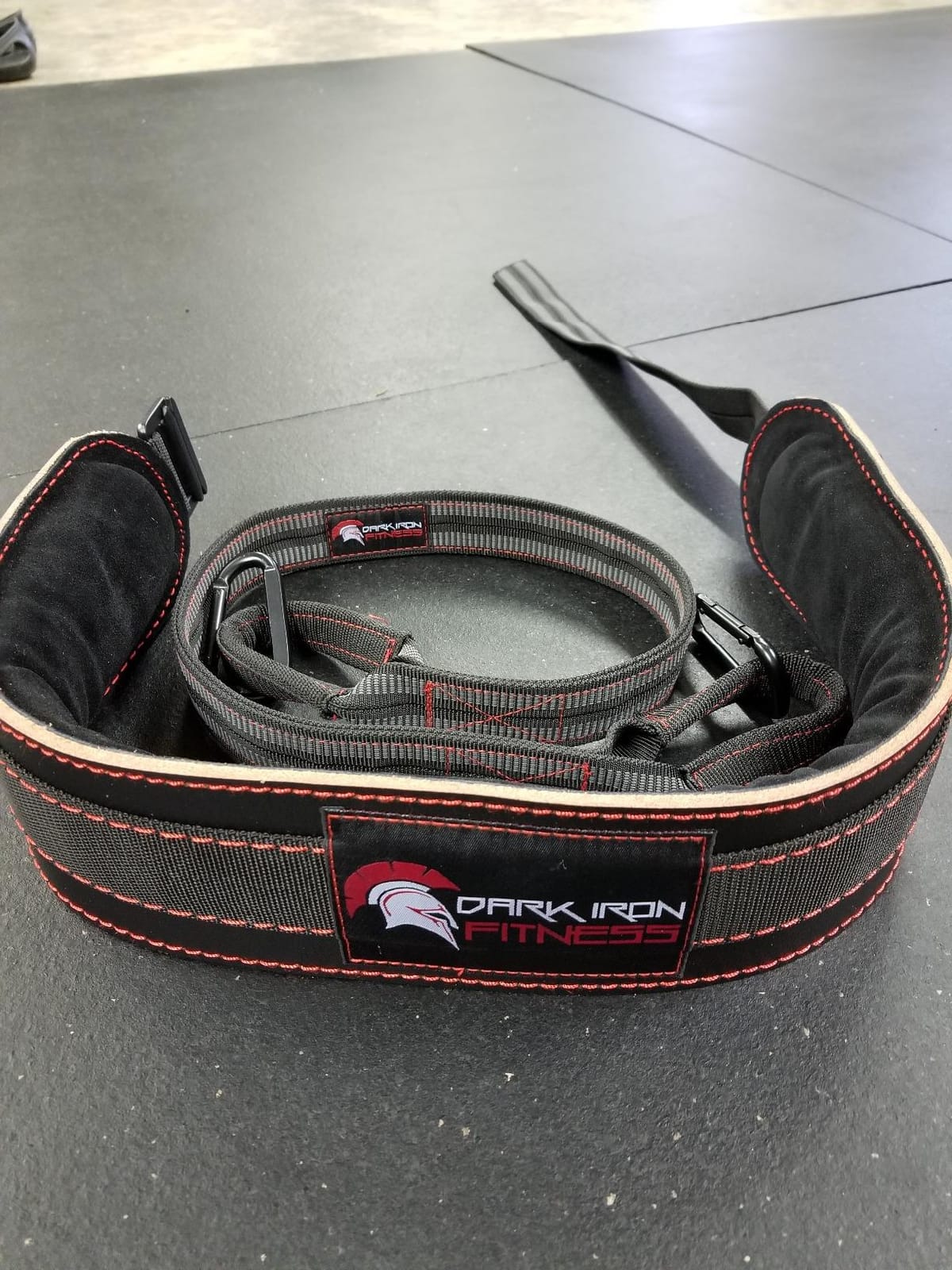 Dark Iron Fitness Dip Belt – Padded Leather Weight Lifting Belts w/ 40 Inch Strap for Squats & Pull Ups - Men & Women Weightlifting up to 270lbs customer photo 2