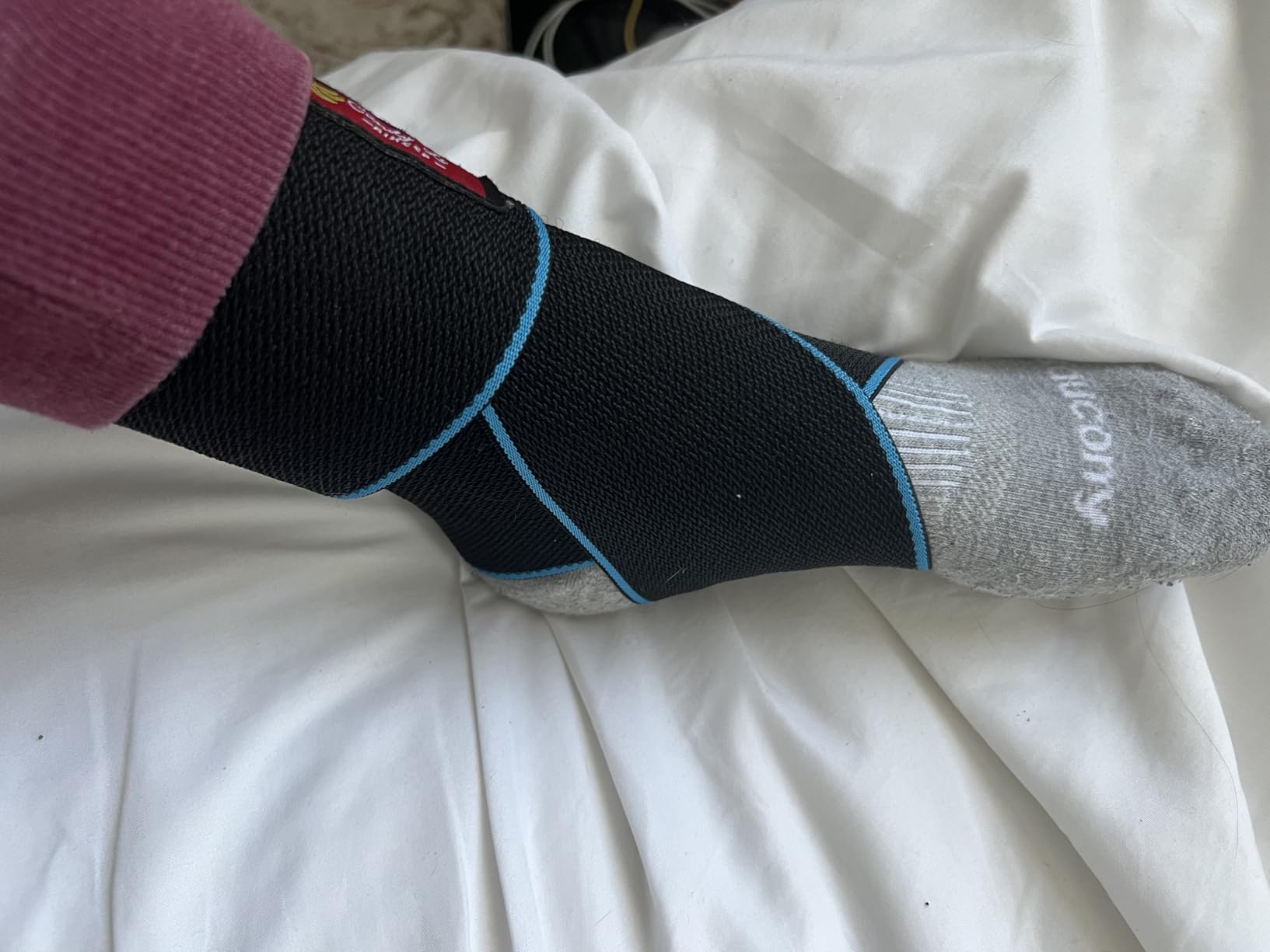 Candy Li Ankle Brace for Sprained Ankle, Ankle Support for Women & Men, Adjustable Compression Wrap Breathable Nylon Super Elastic & Comfortable for Sports– Blue customer photo 2