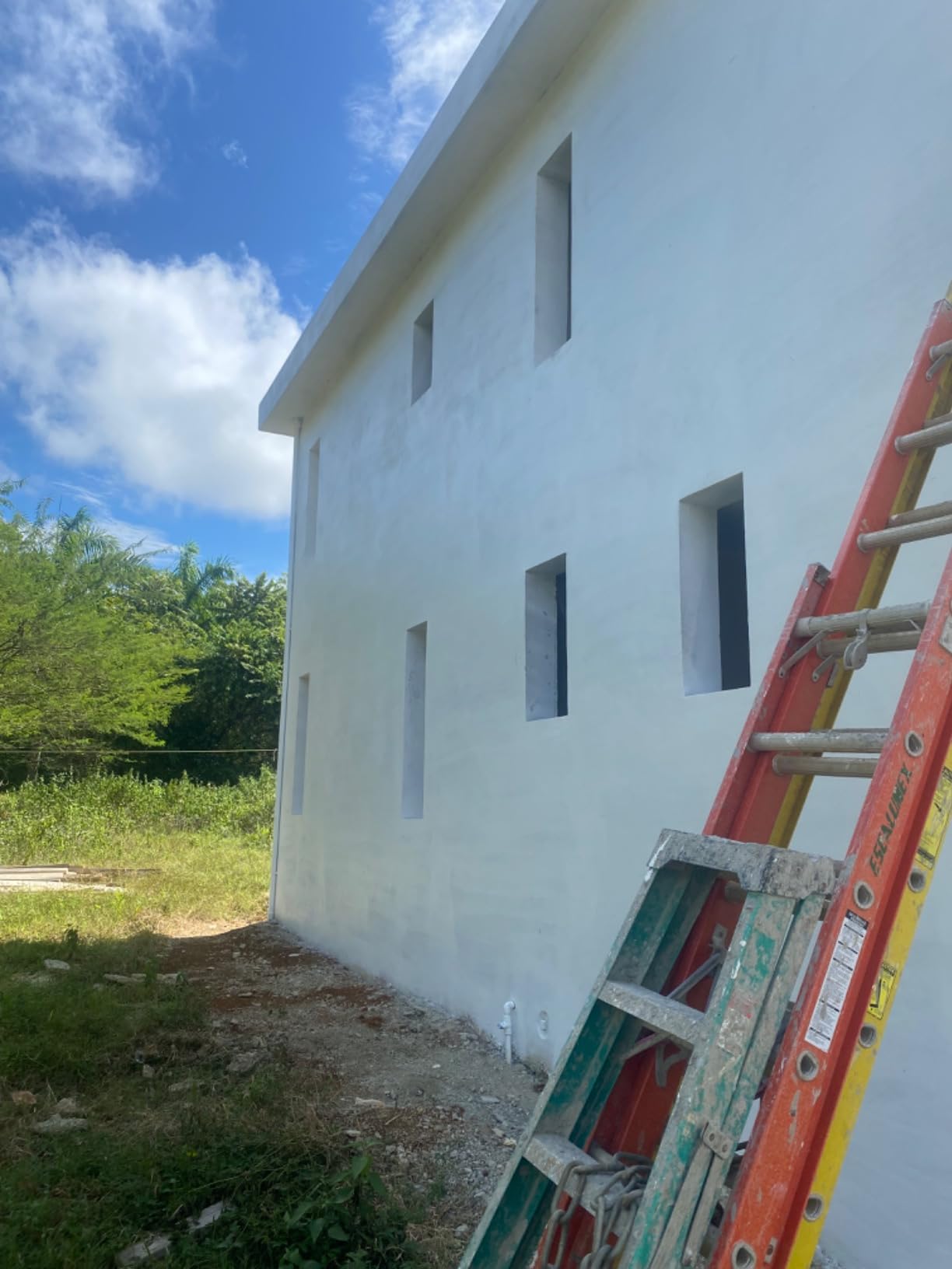 Titan ControlMax 1900 Pro HEA Airless Paint Sprayer with Low Overspray | HEA technology reduces overspray by up to 55% while delivering a softer spray pattern. customer photo 1