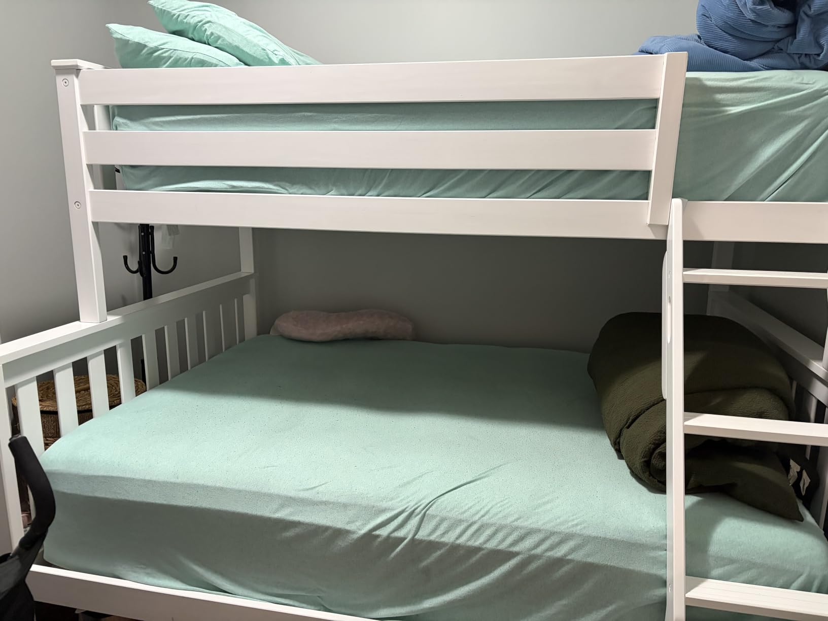 Max & Lily Twin Over Full Bunk Bed, White customer photo 1