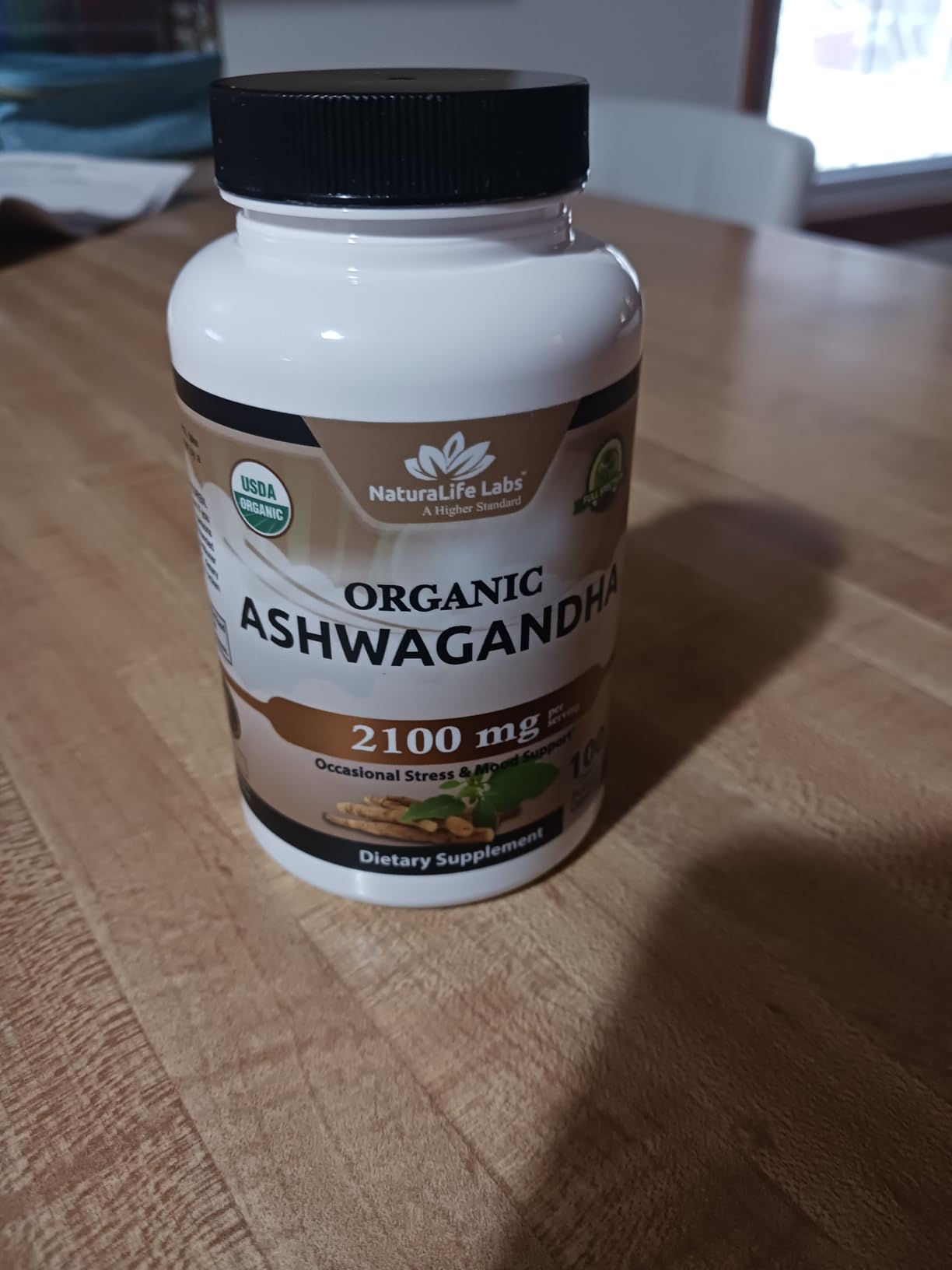 NaturaLife Labs Organic Ashwagandha 2100 mg per Serving – Full Spectrum Root Powder and Standardized Extract (Withanolides) – 100 Capsules – Vegan – Non-GMO, Gluten-Free customer photo 1