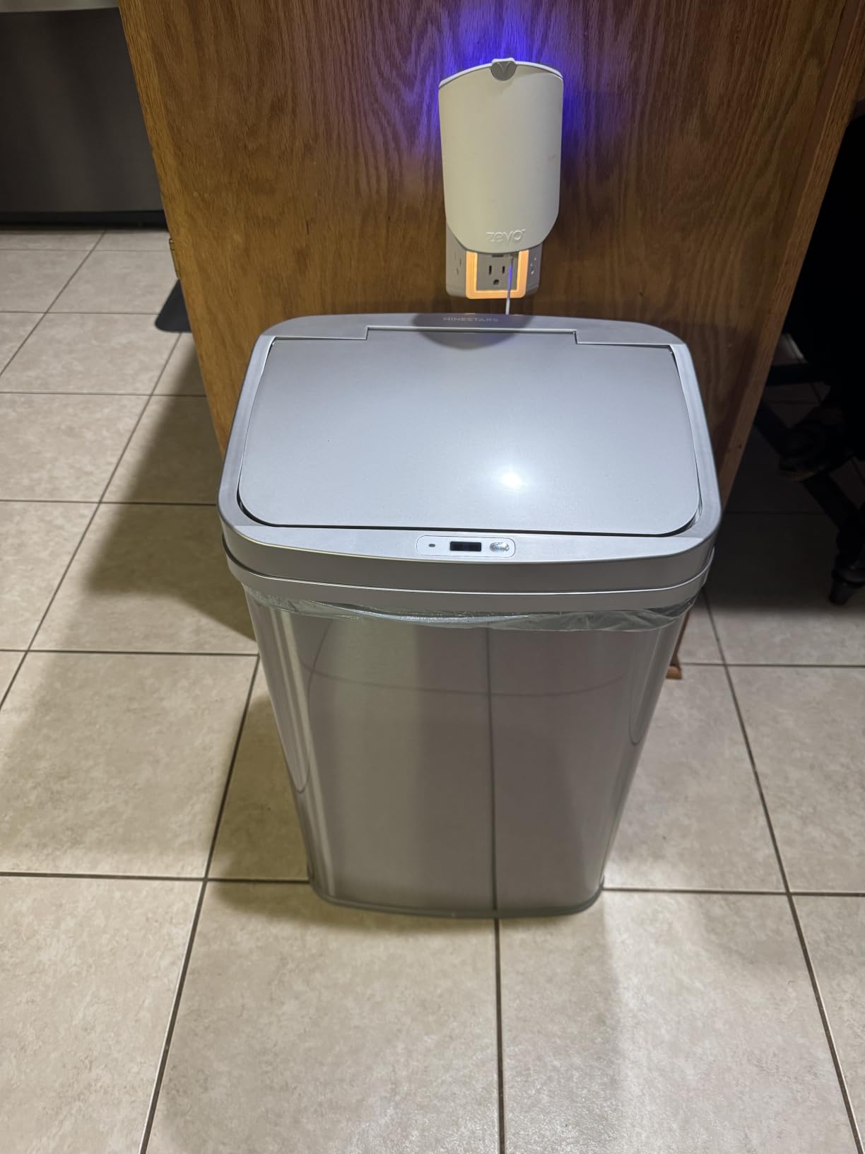 Ninestars 13 Gallon Automatic Trash Can, 50L Touchless Motion Sensor Garbage Can with Odor-Sealing Lid, Rectangular Stainless Steel, Silver Trim customer photo 1