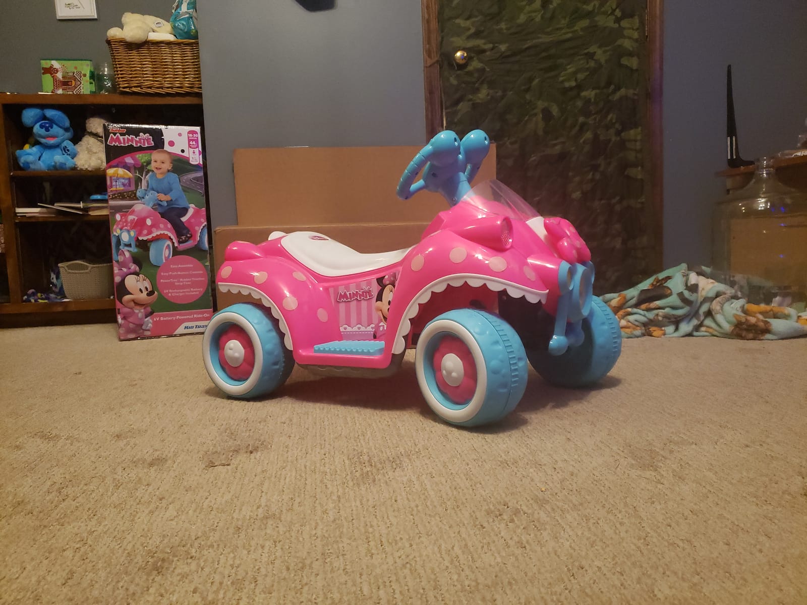 Kid Trax Toddler Disney Minnie Mouse Quad Ride-On, Kids 18-30 Months, 6V Battery and Charger Included, Max Weight 45 lbs, Hot Pink customer photo 1