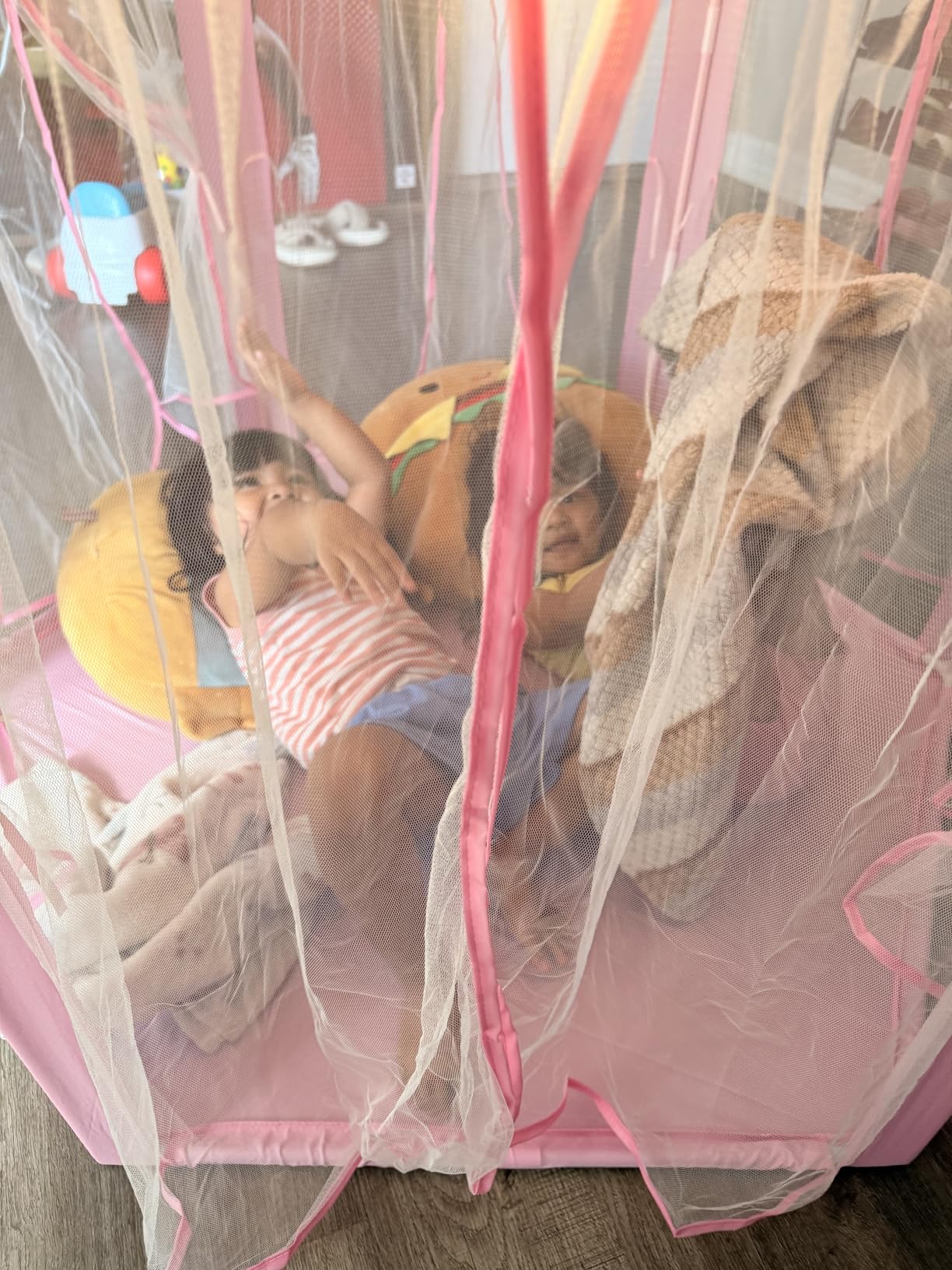 Wilwolfer Princess Tent Kids Play Tent Indoor Girls Castle Playhouse, Pink customer photo 1