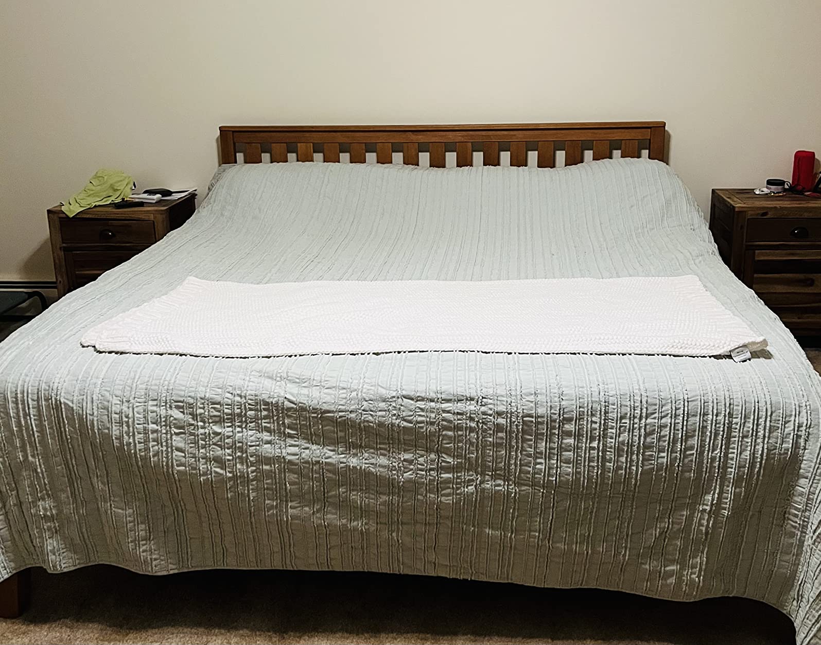 Zinus Alexia Solid Wood Platform Bed Frame with Headboard, Queen customer photo 2