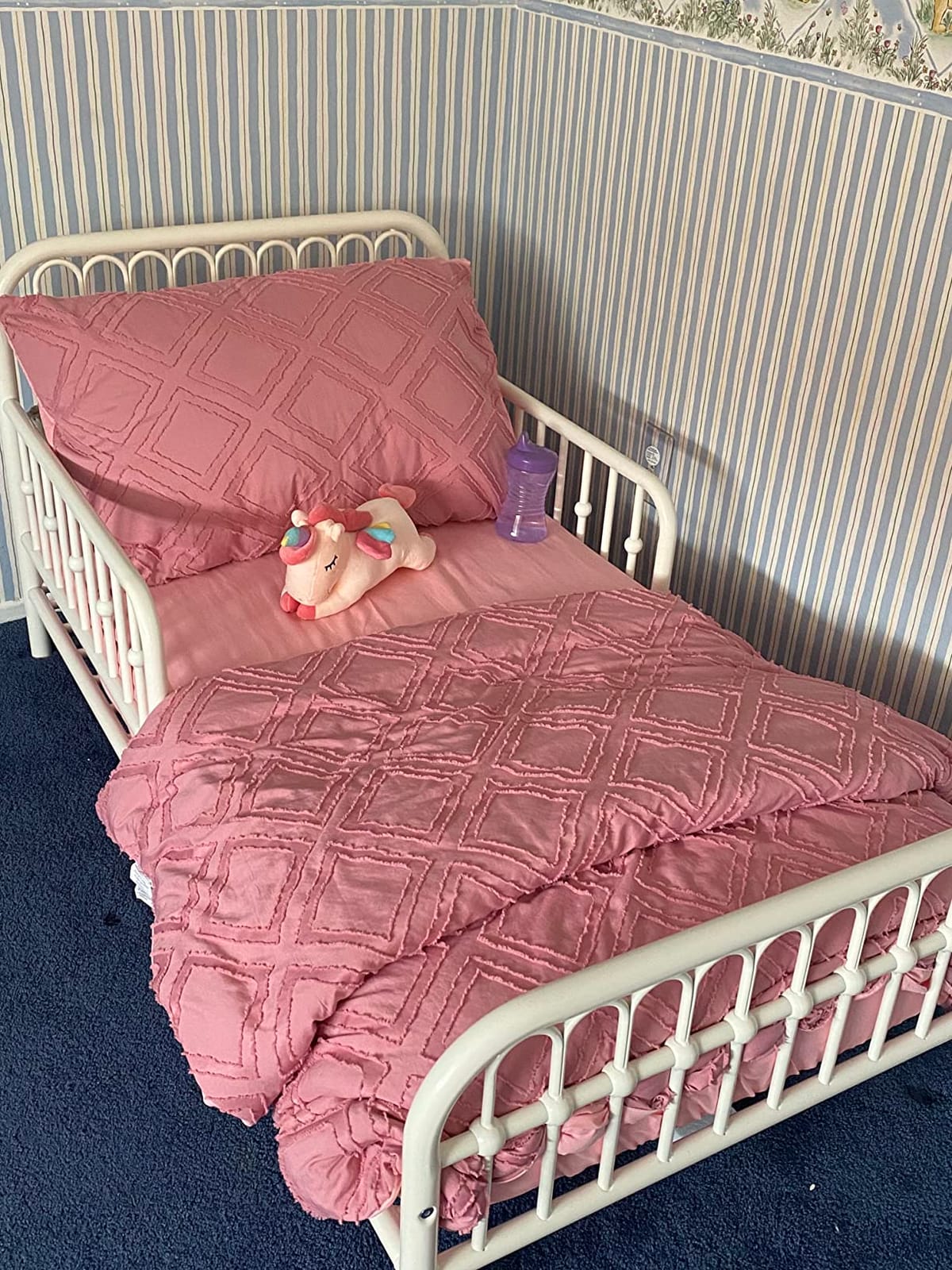 Little Seeds Monarch Hill Ivy Metal Toddler Bed, Pink customer photo 1